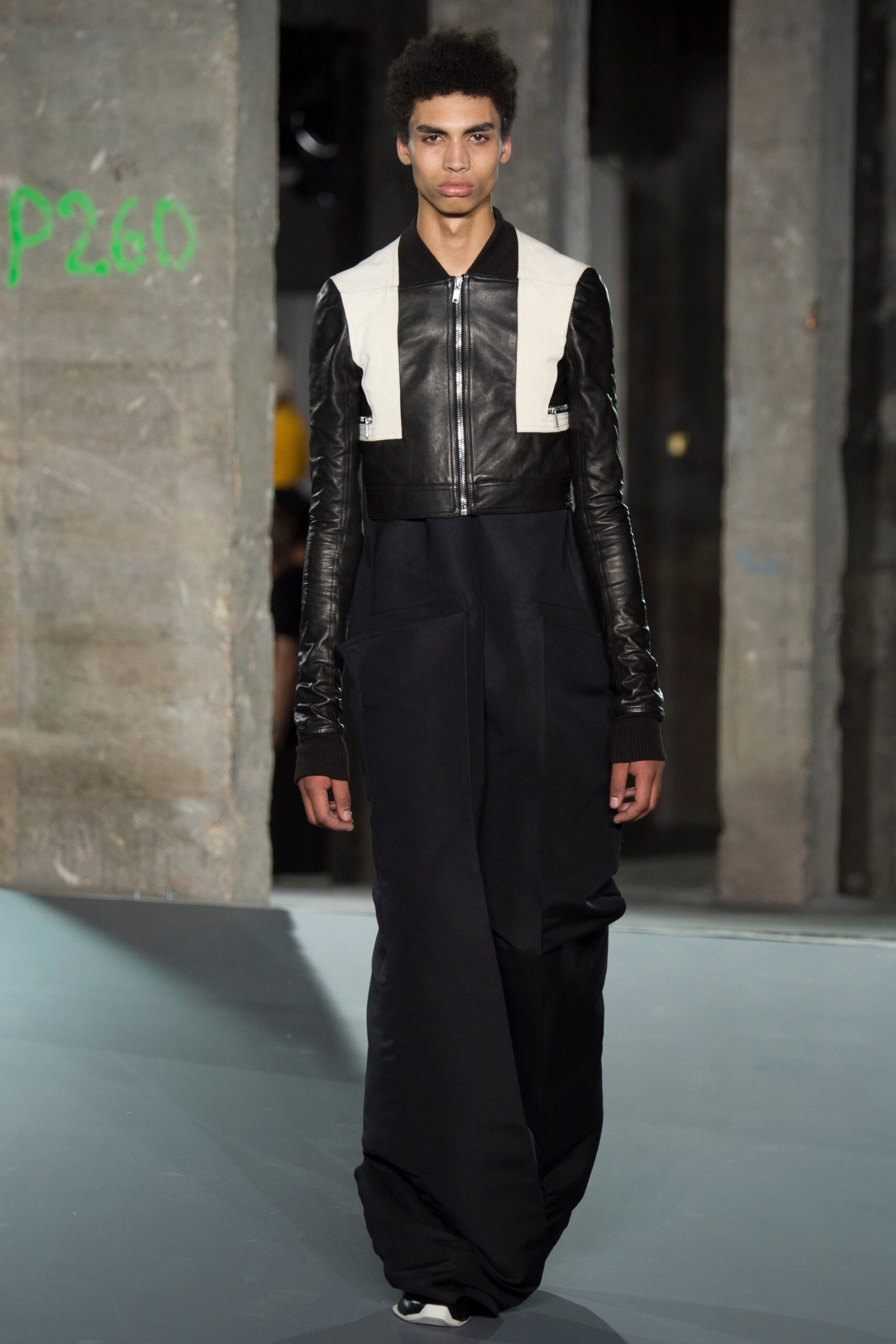 Rick Owens S/S 17 Menswear Look 22