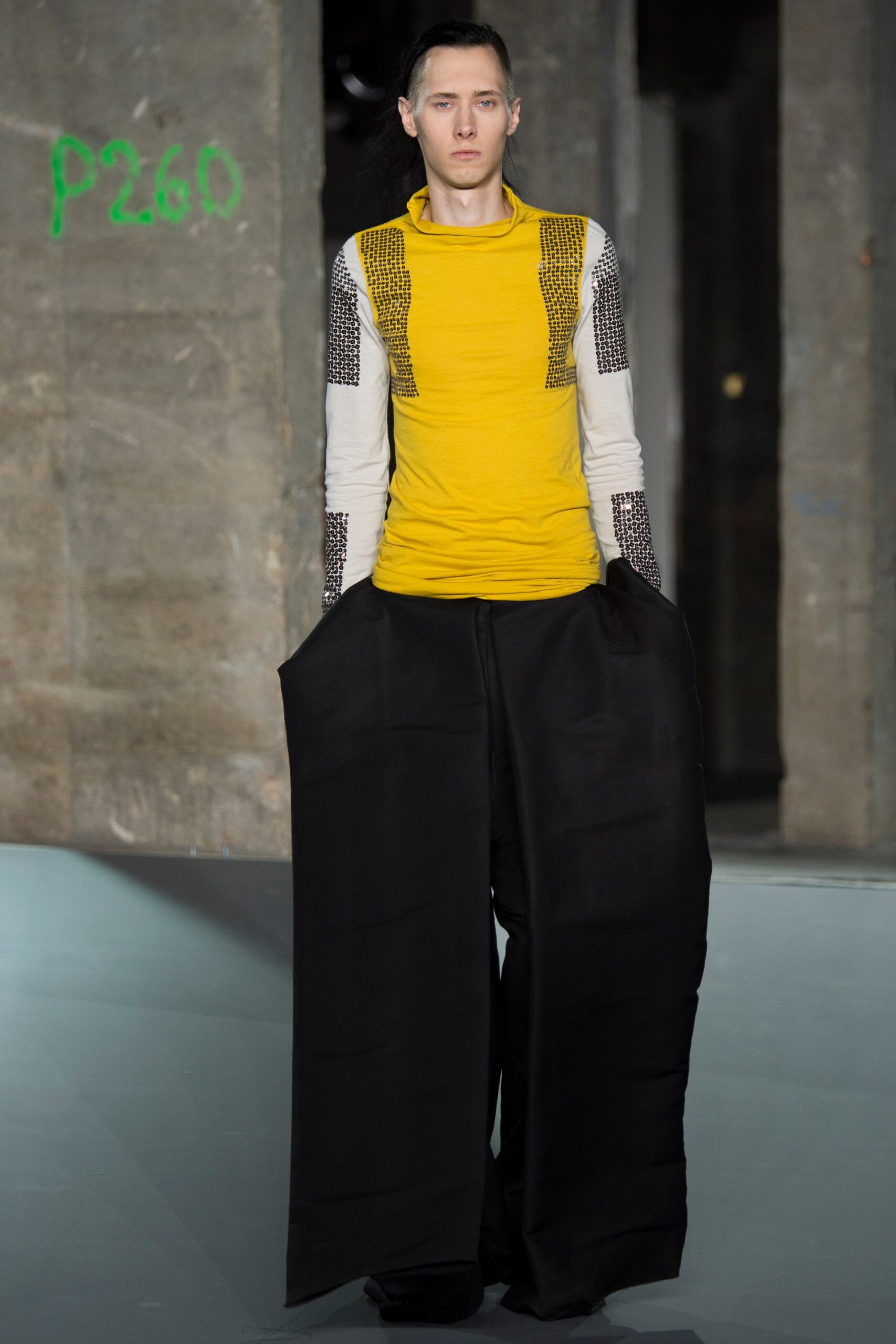 Rick Owens S/S 17 Menswear Look 23