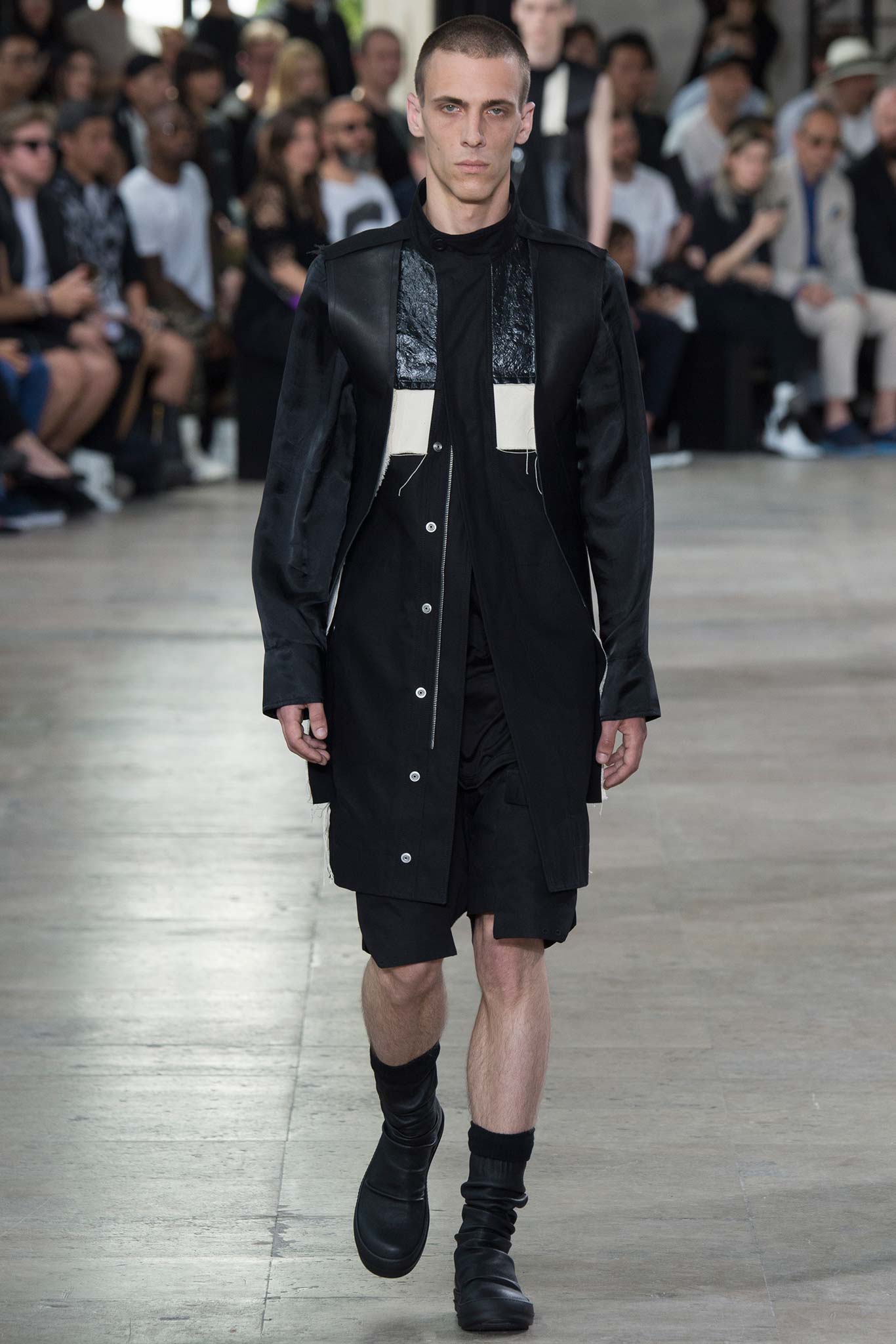 Rick Owens S/S 16 Menswear Look 15