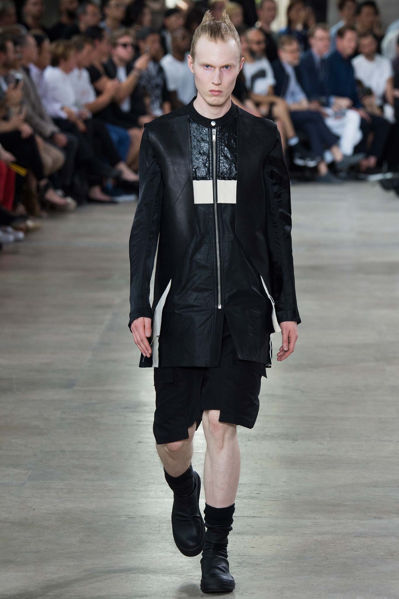 Rick Owens S/S 16 Menswear Look 17