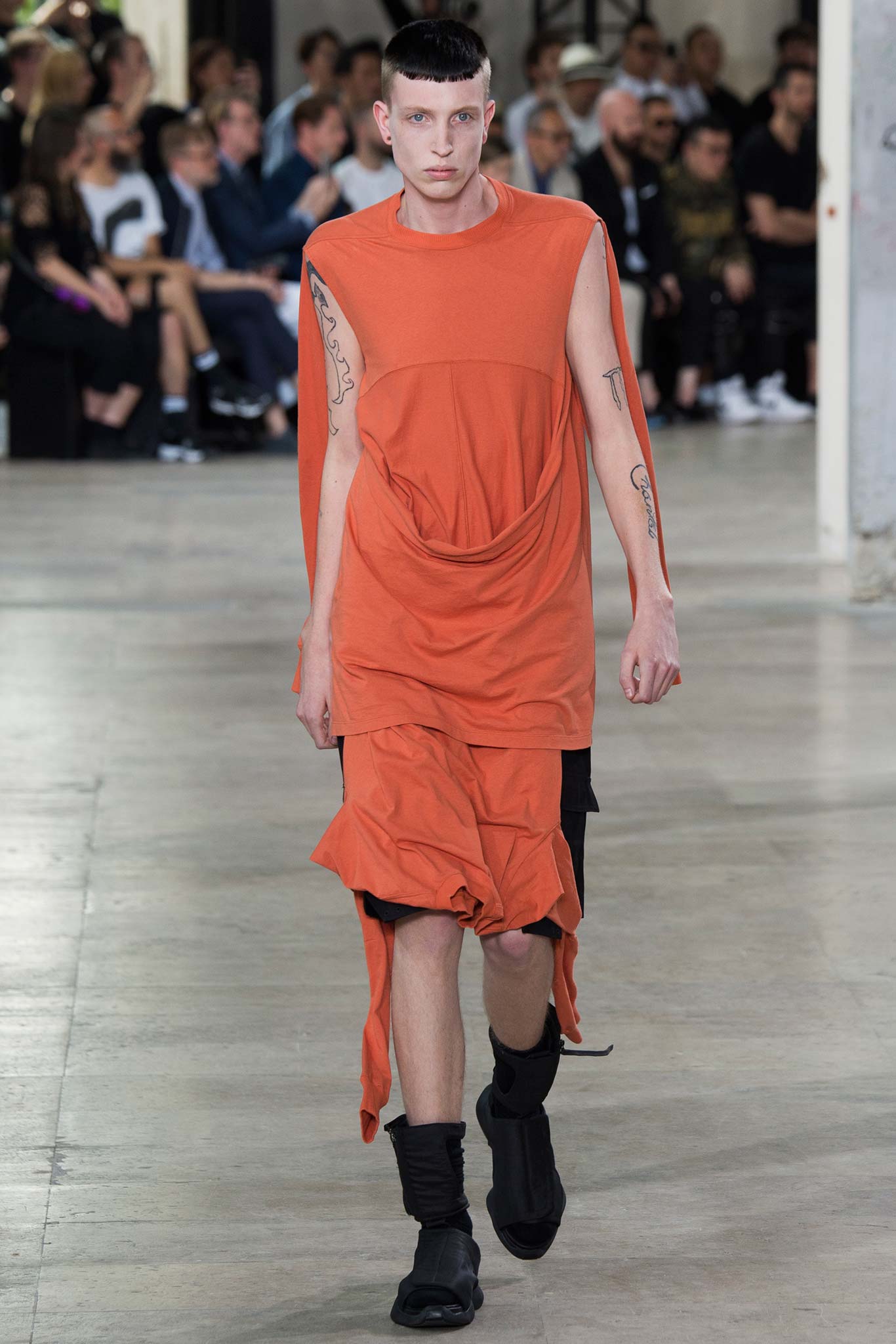 Rick Owens S/S 16 Menswear Look 21