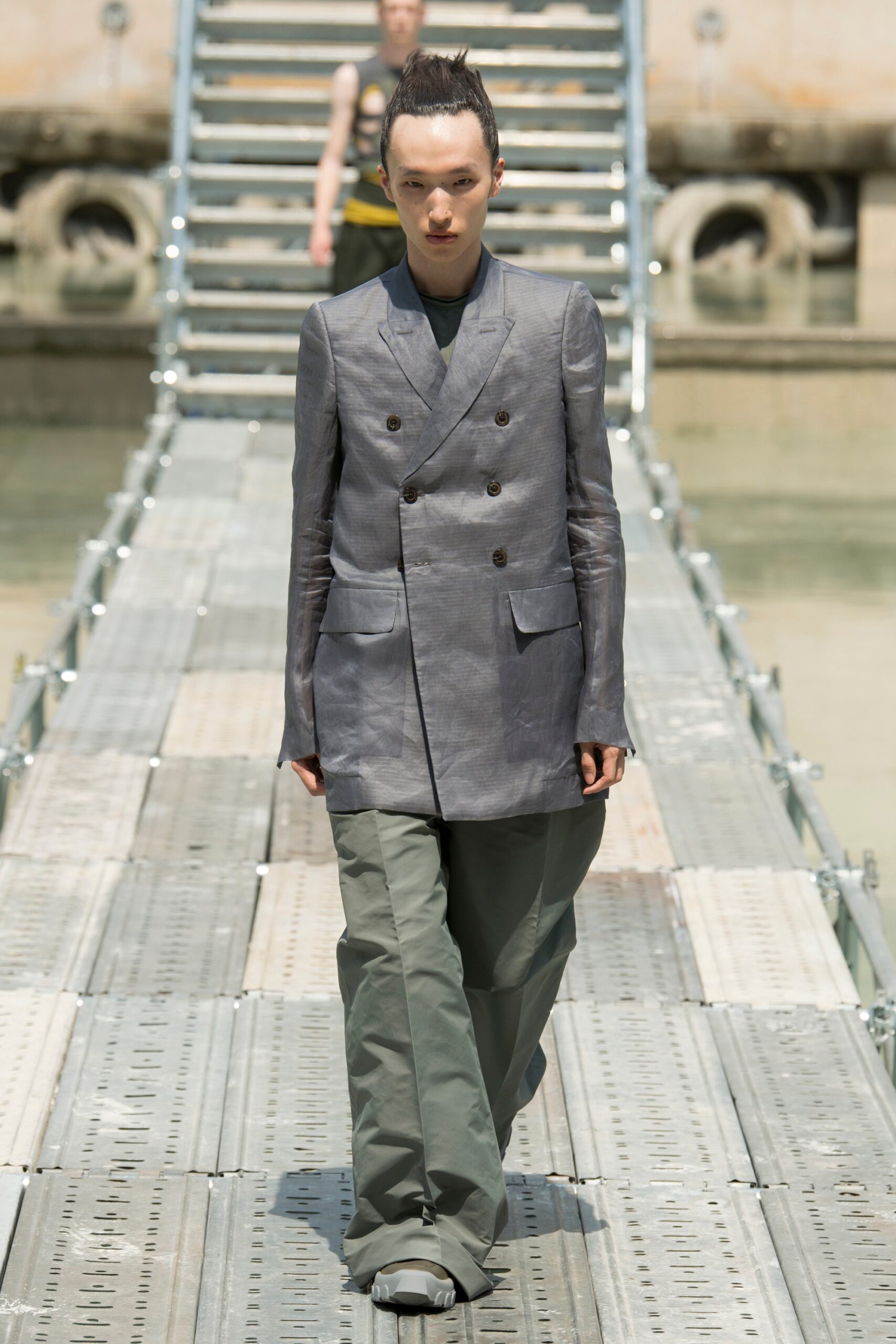Rick Owens S/S 18 Menswear Look 34