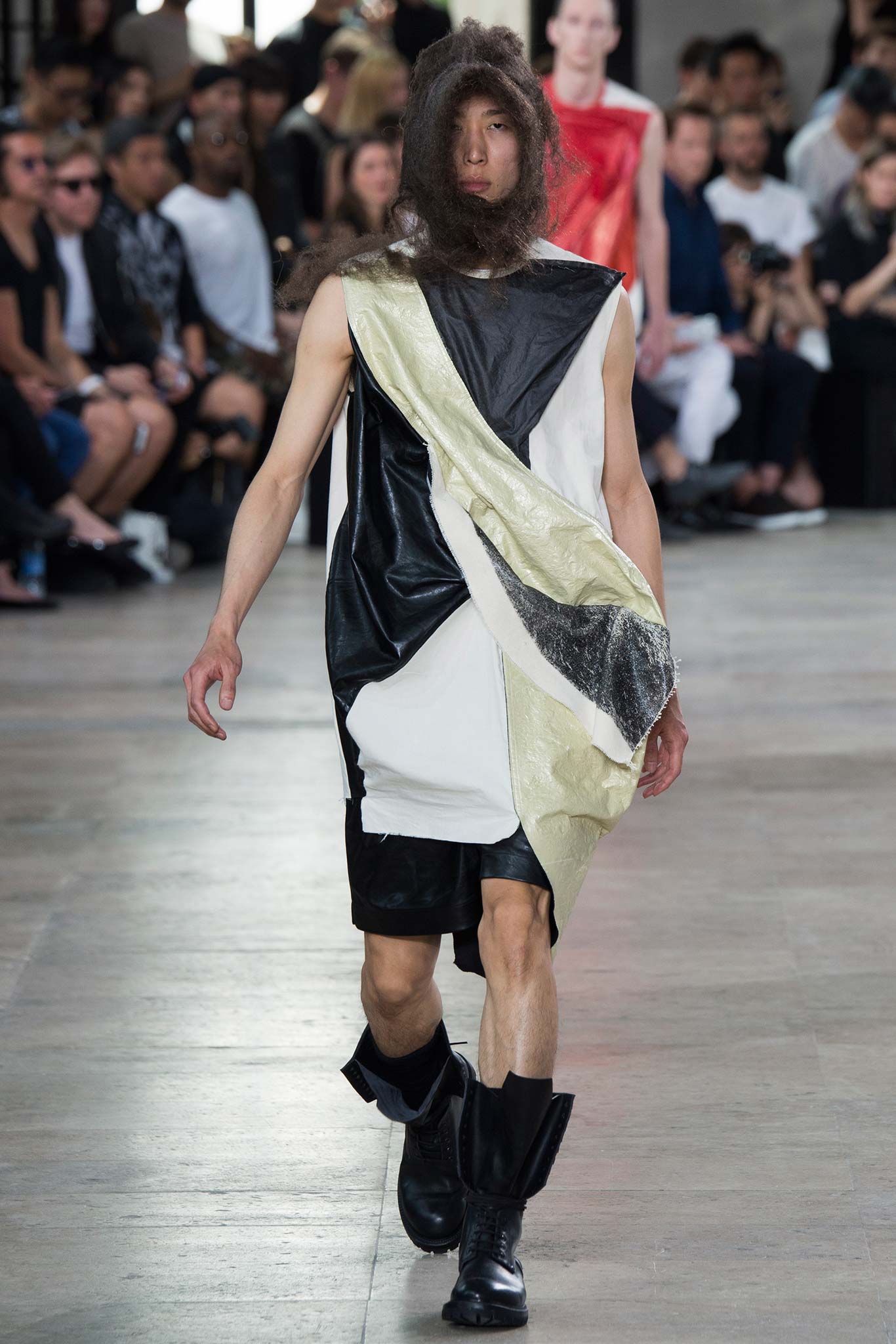 Rick Owens S/S 16 Menswear Look 28