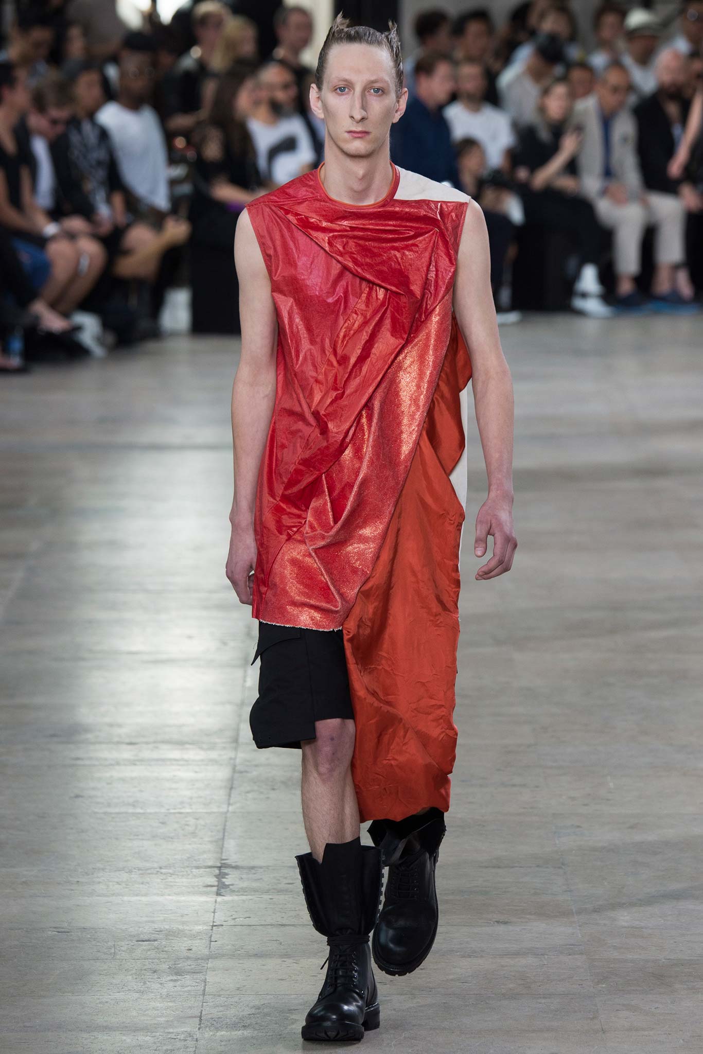 Rick Owens S/S 16 Menswear Look 29