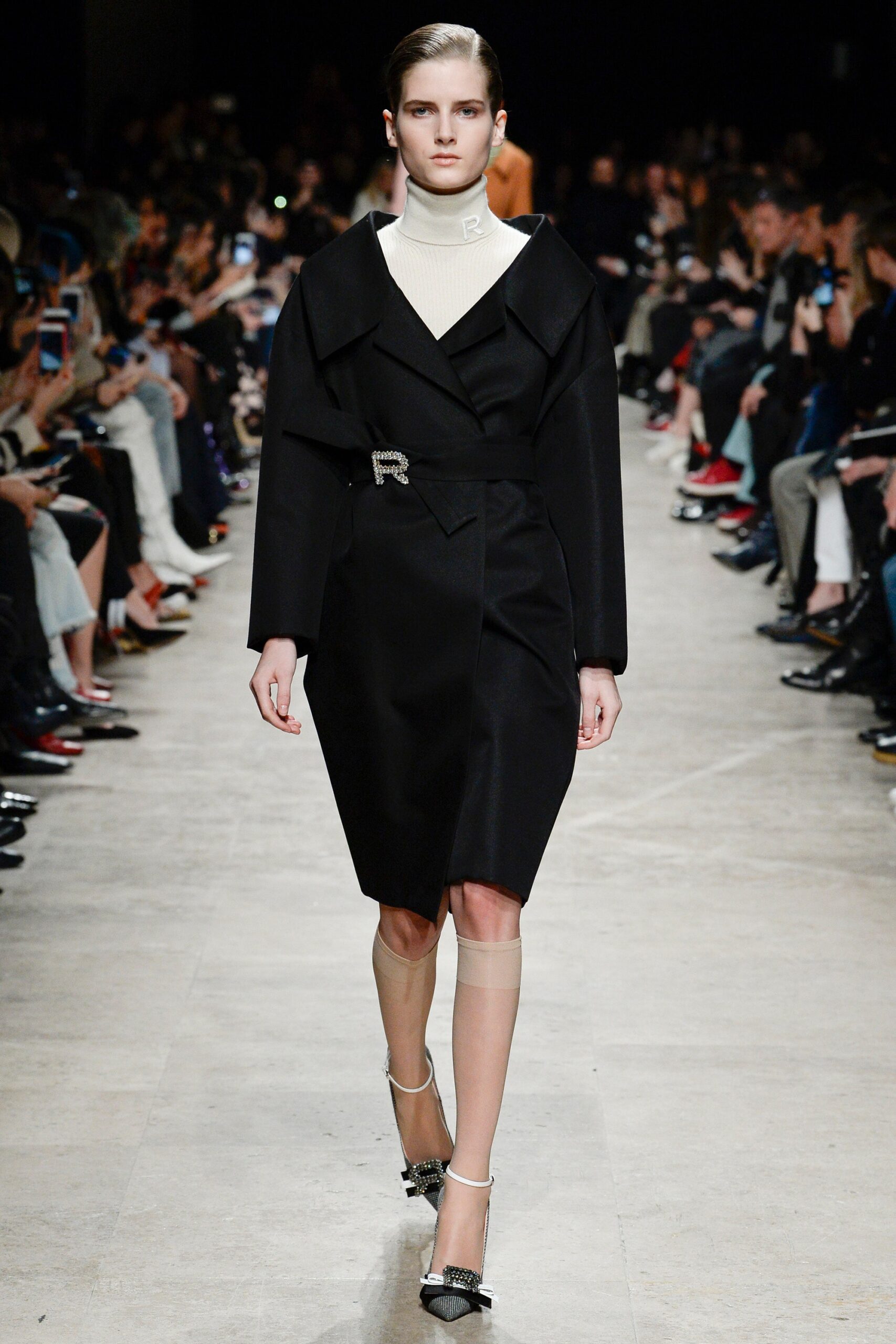 Rochas F/W 17 Look 8