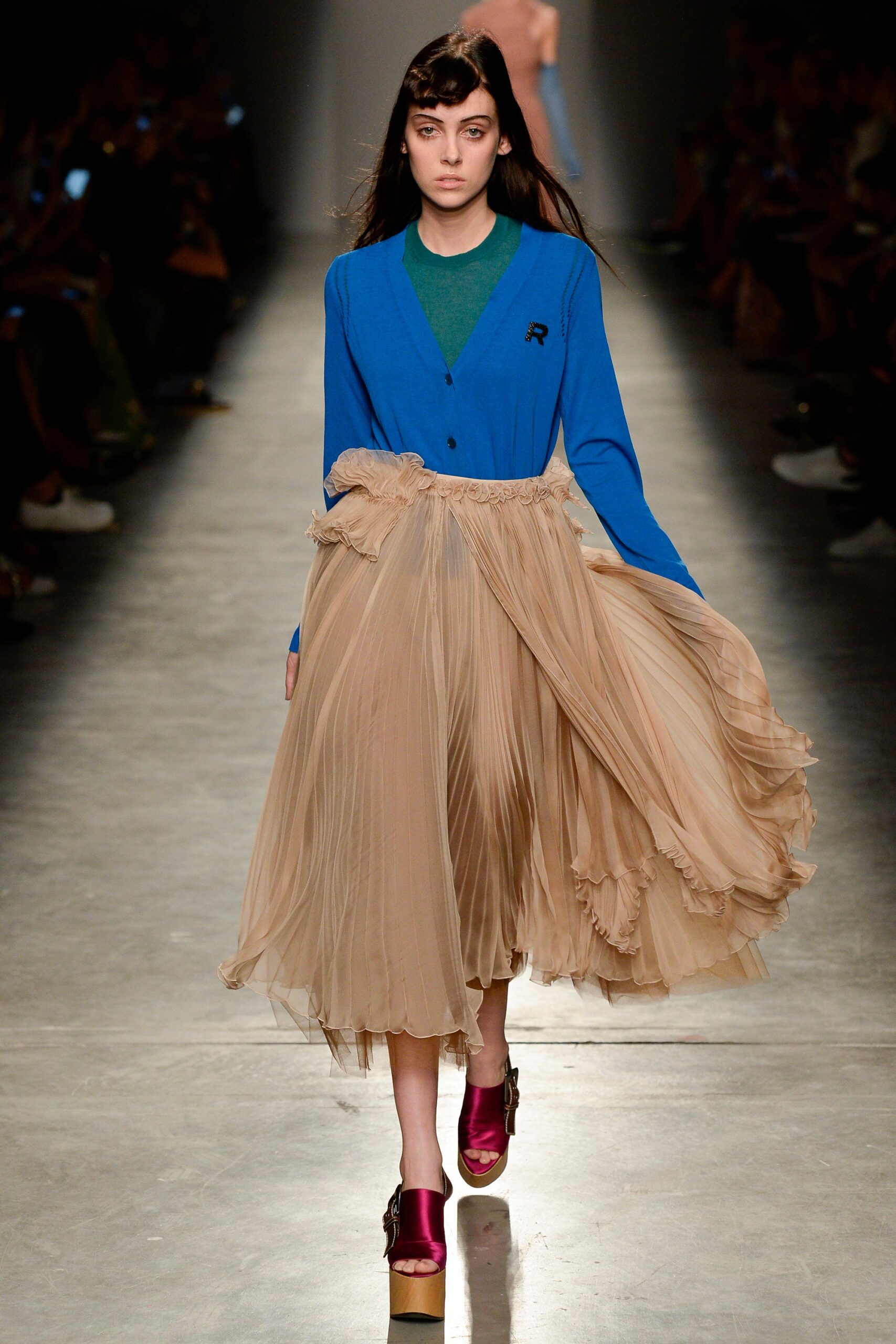 Rochas S/S 17 Look 10
