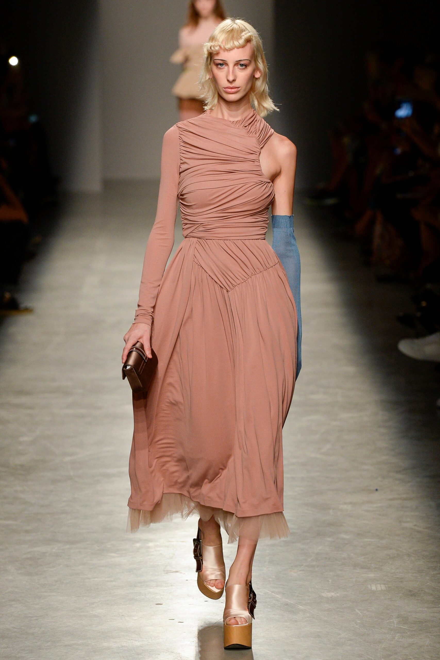 Rochas S/S 17 Look 11