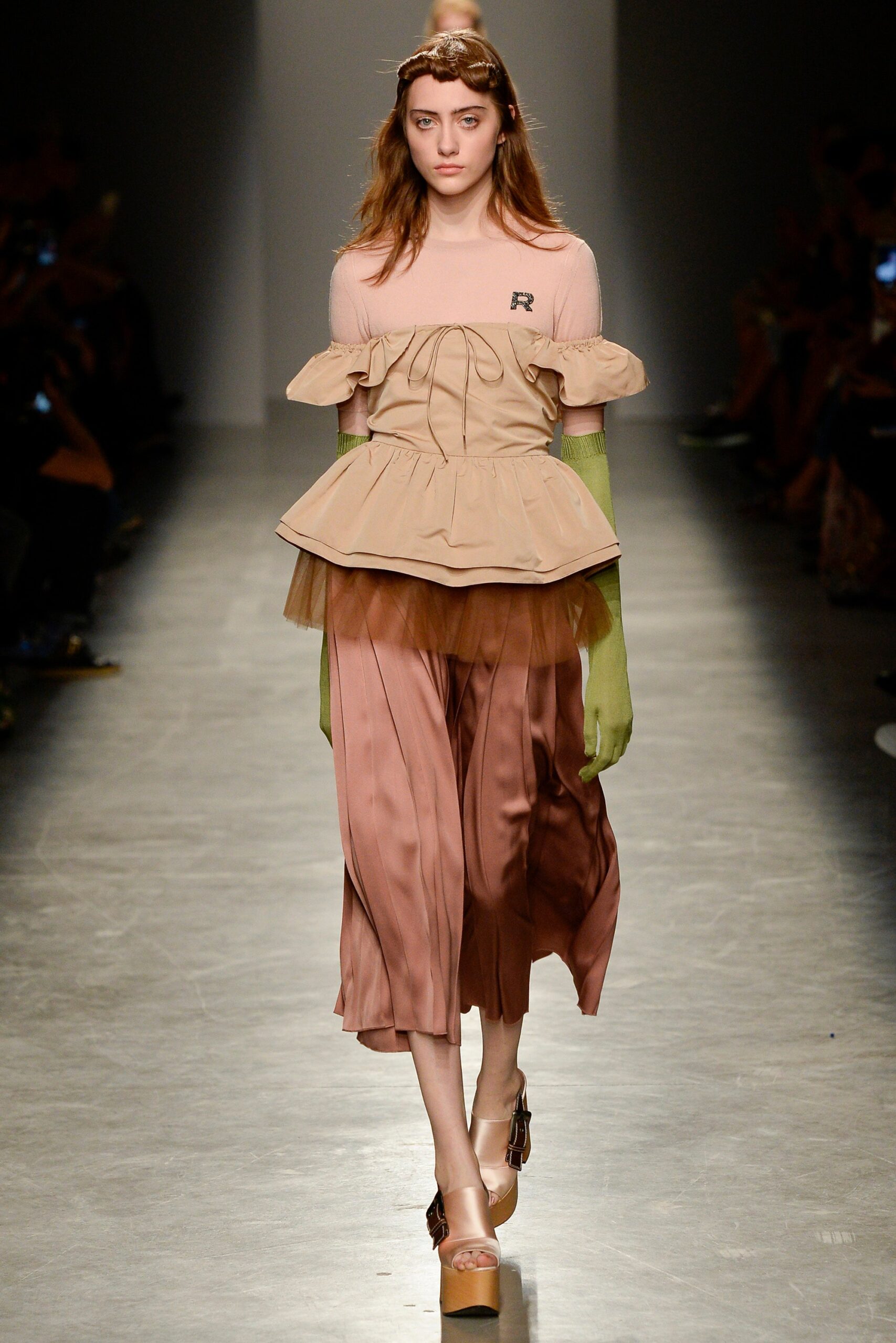 Rochas S/S 17 Look 12