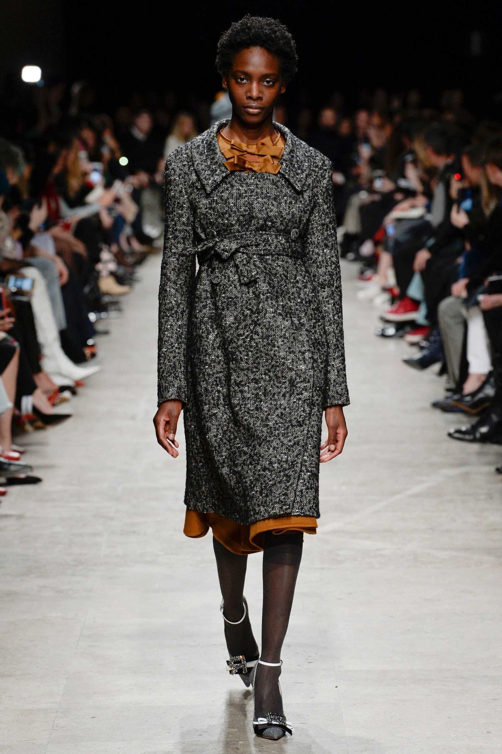 Rochas F/W 17 Look 16