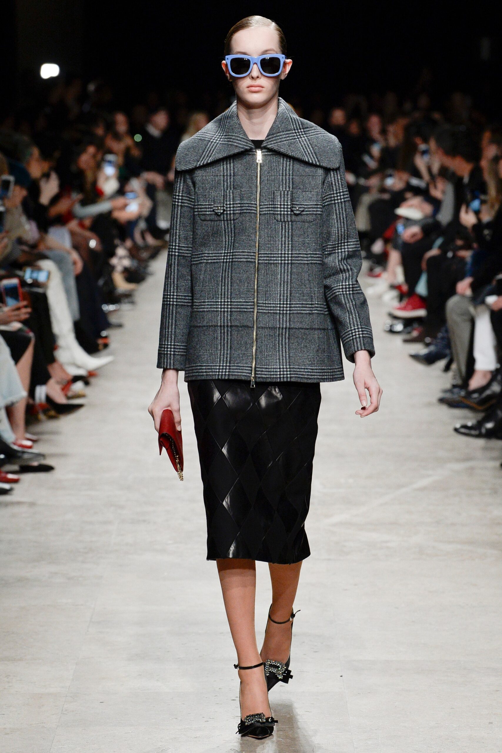Rochas F/W 17 Look 17