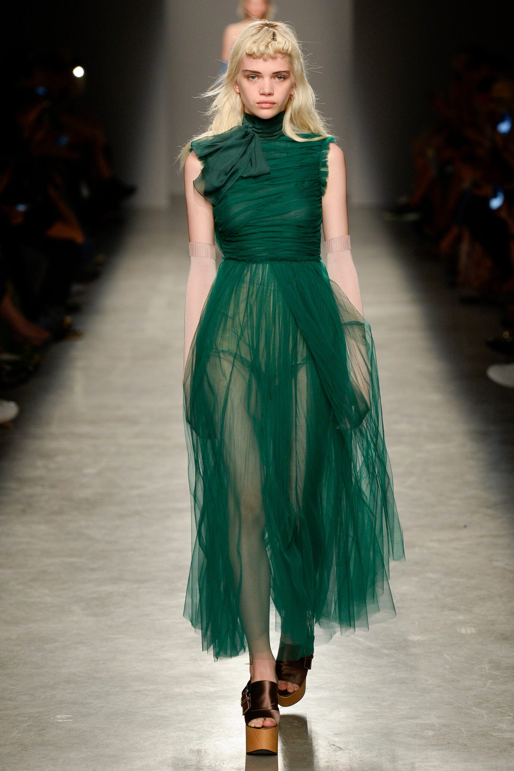 Rochas S/S 17 Look 16