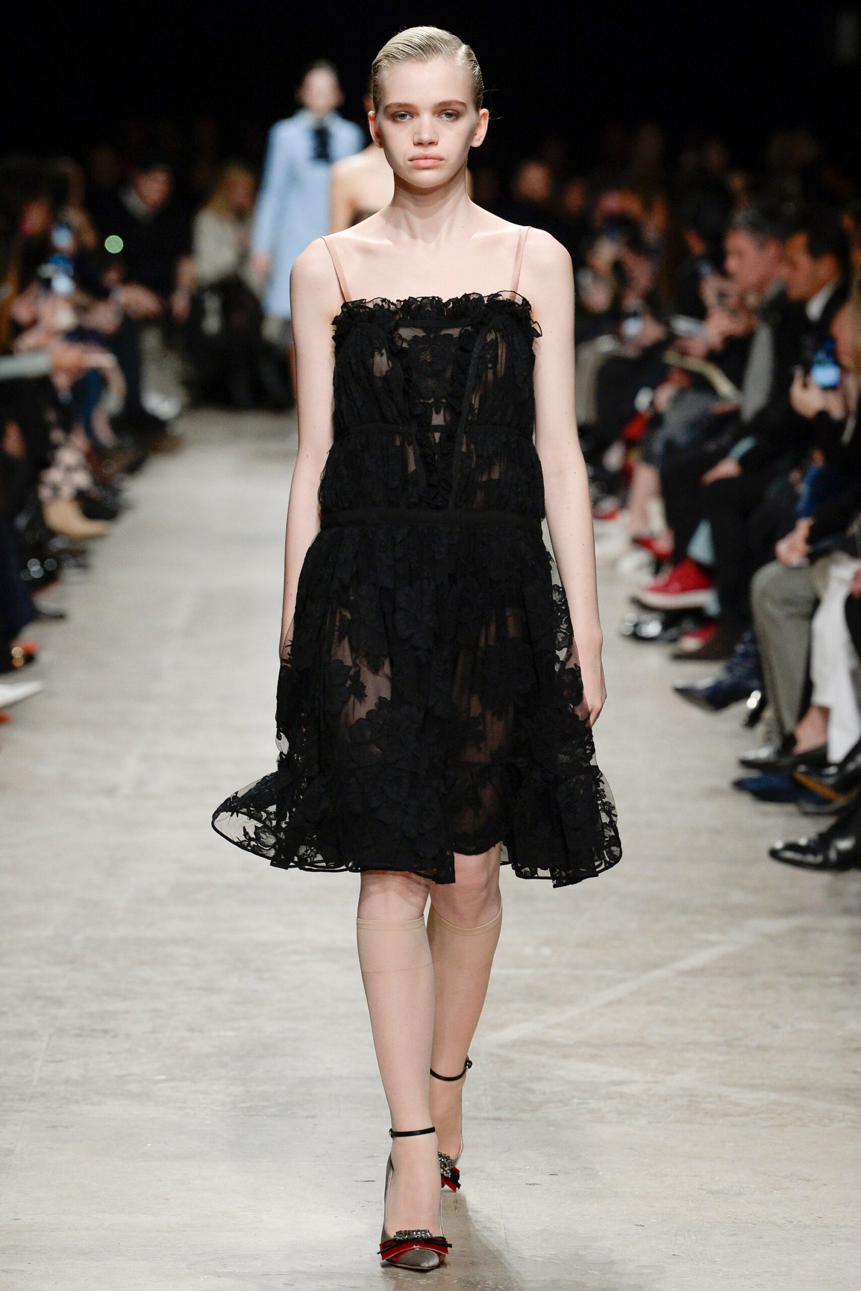 Rochas F/W 17 Look 25