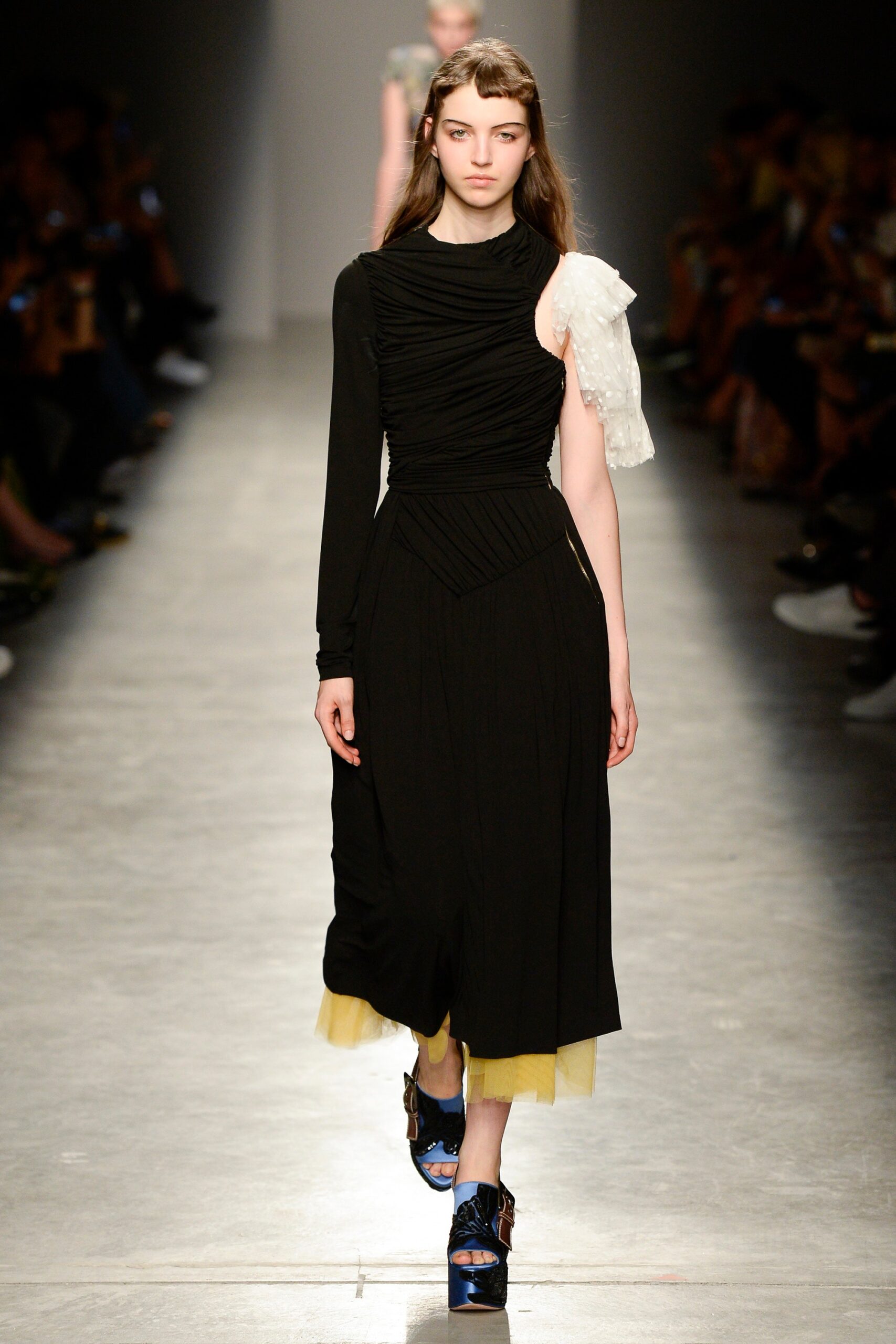 Rochas S/S 17 Look 24
