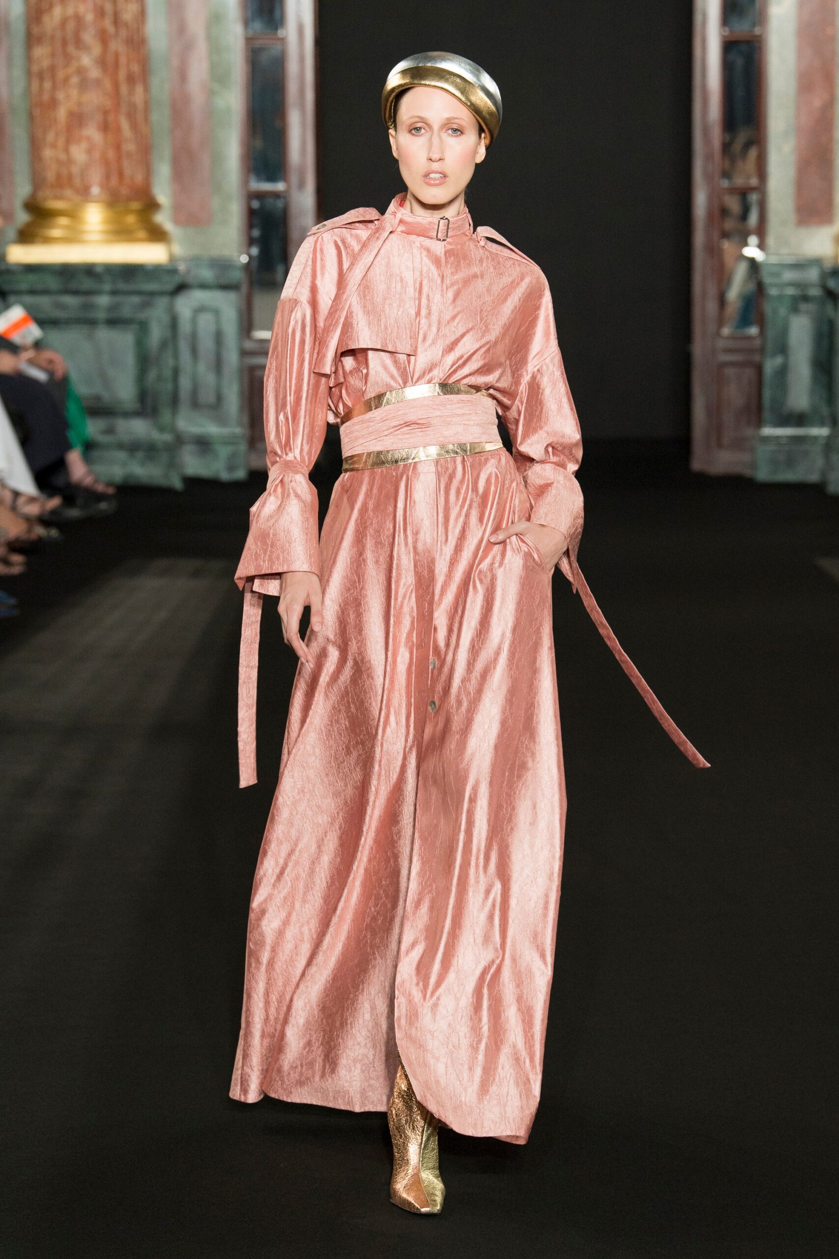 Ronald van der Kemp F/W 18 Couture Look 13