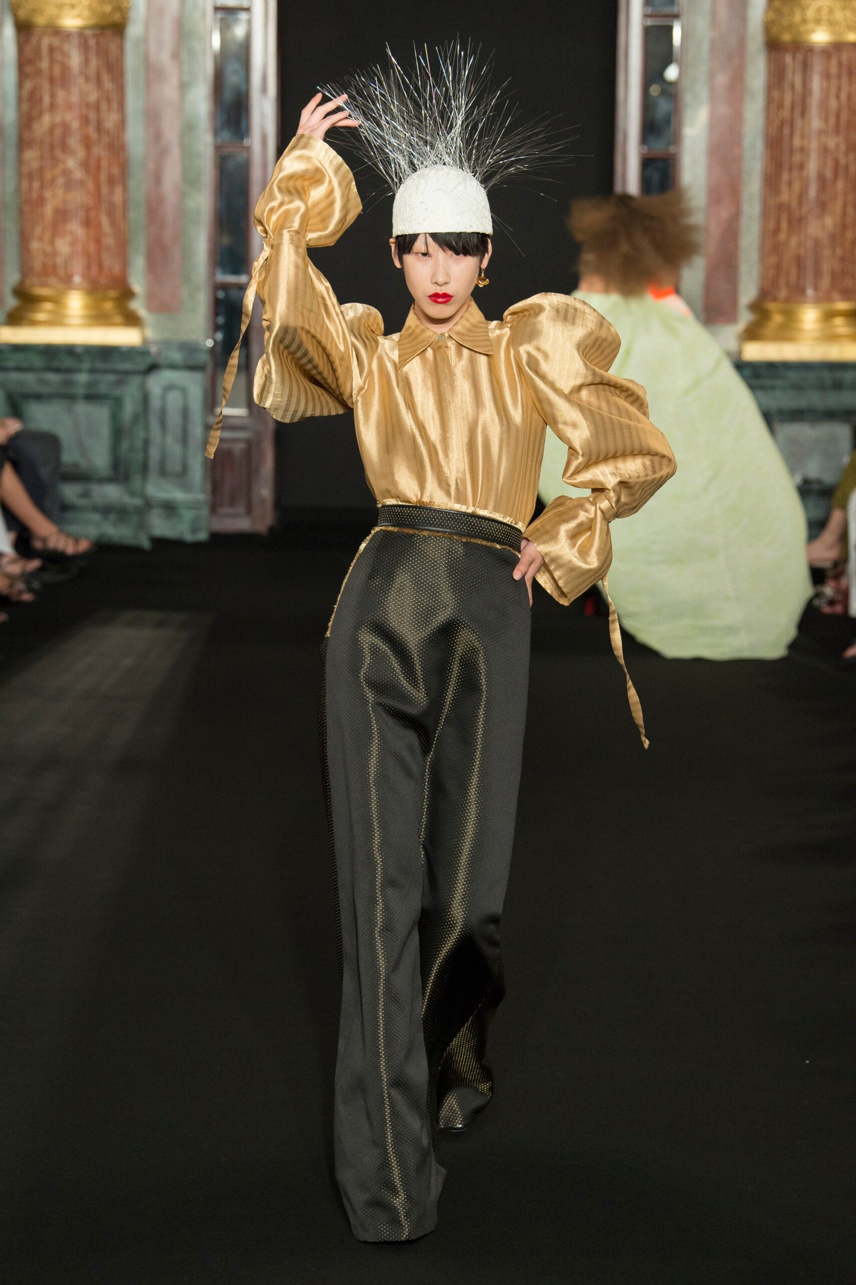 Ronald van der Kemp F/W 18 Couture Look 31