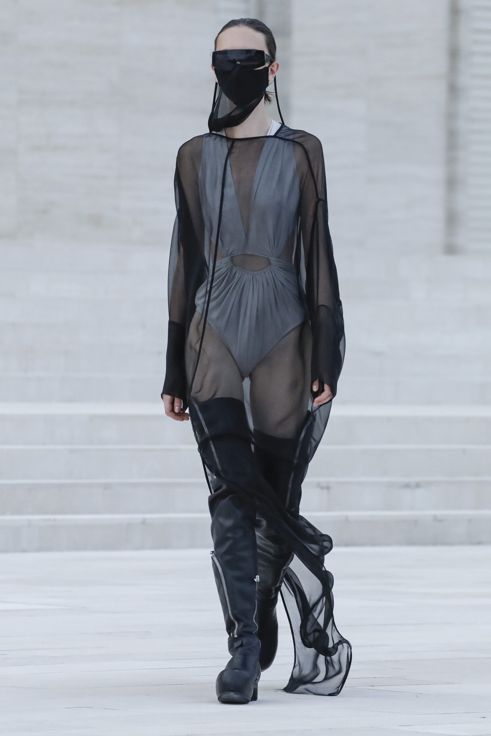 Rick Owens S/S 21 Look 37