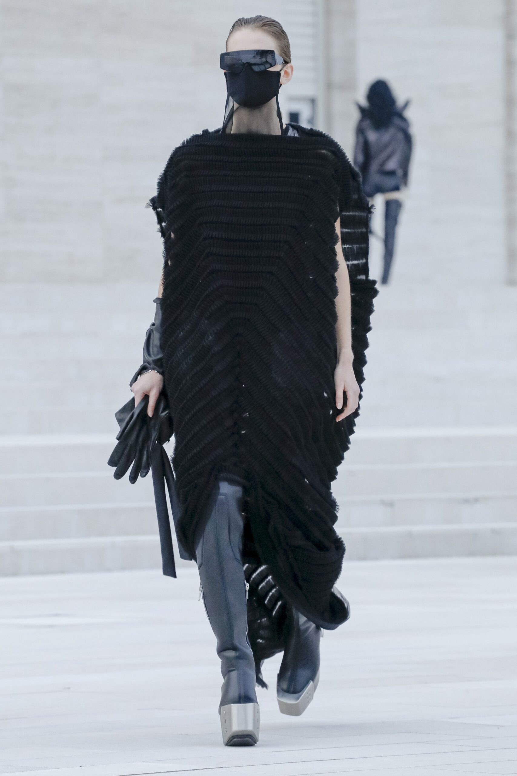 Rick Owens S/S 21 Look 38