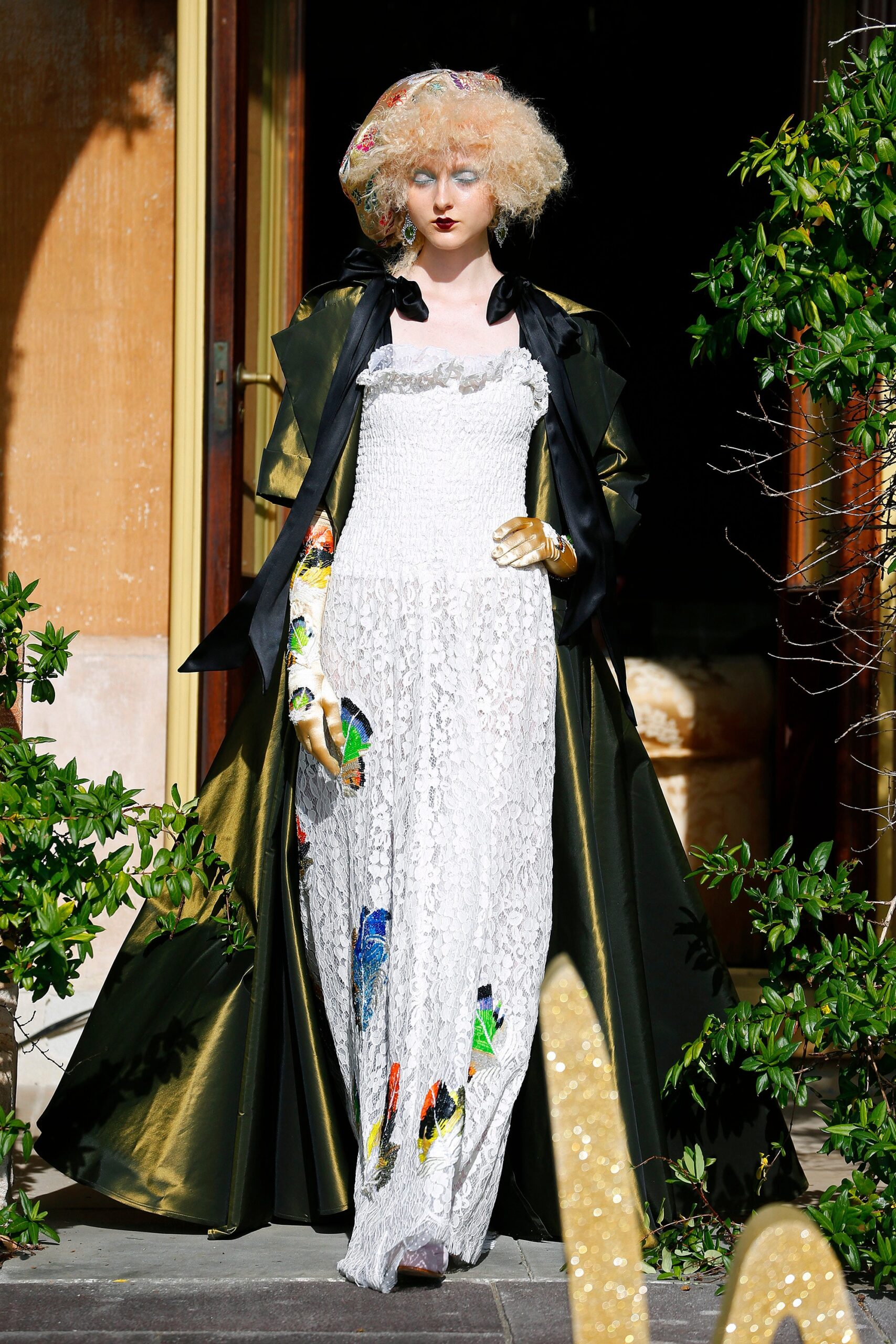 Romance Was Born Australia Resort 17 Look 11