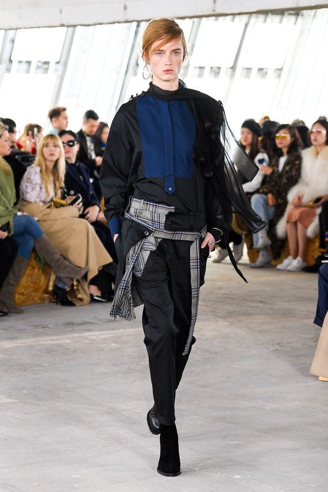 Sacai F/W 18 Look 42