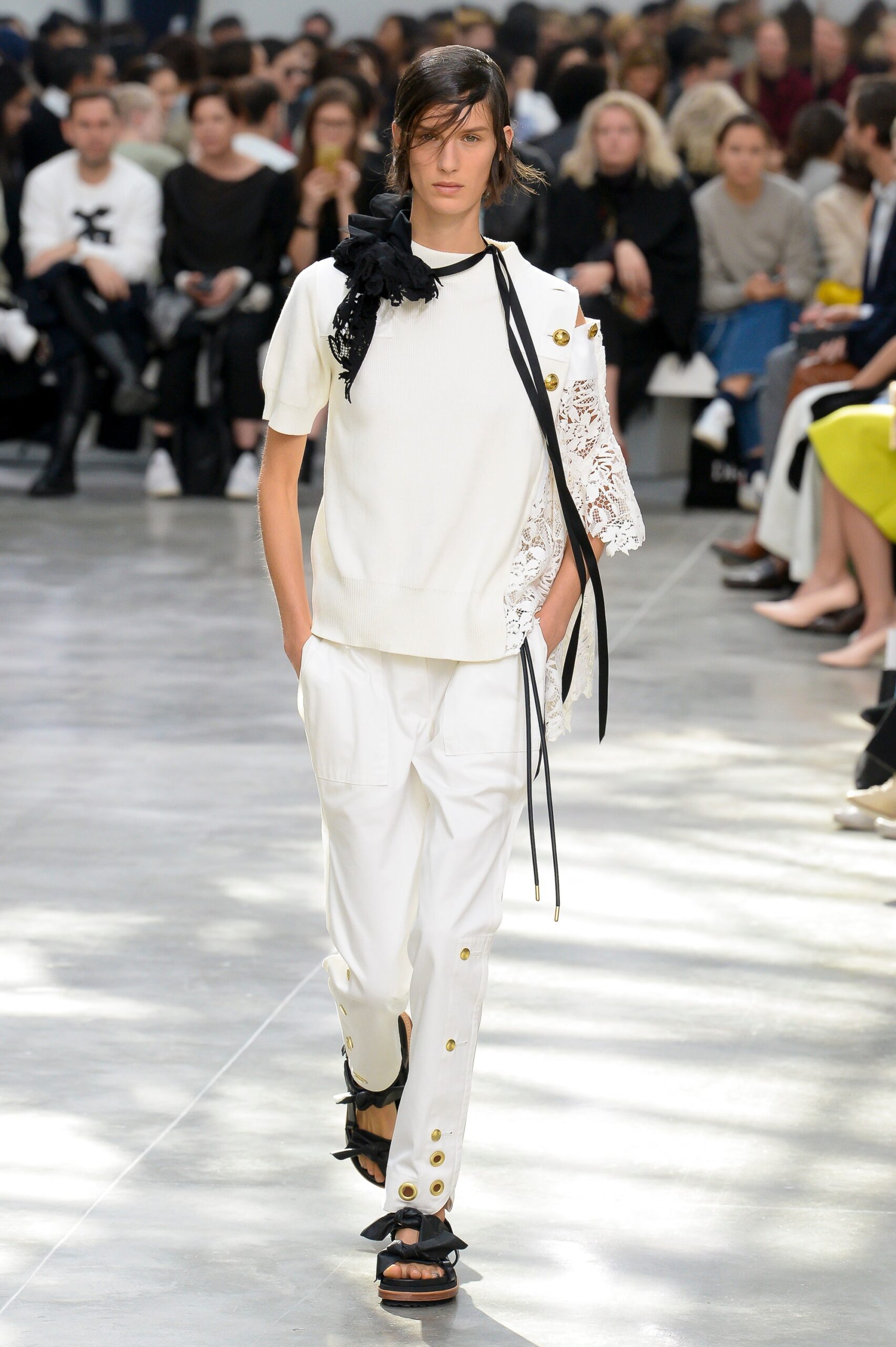 Sacai S/S 19 Look 2