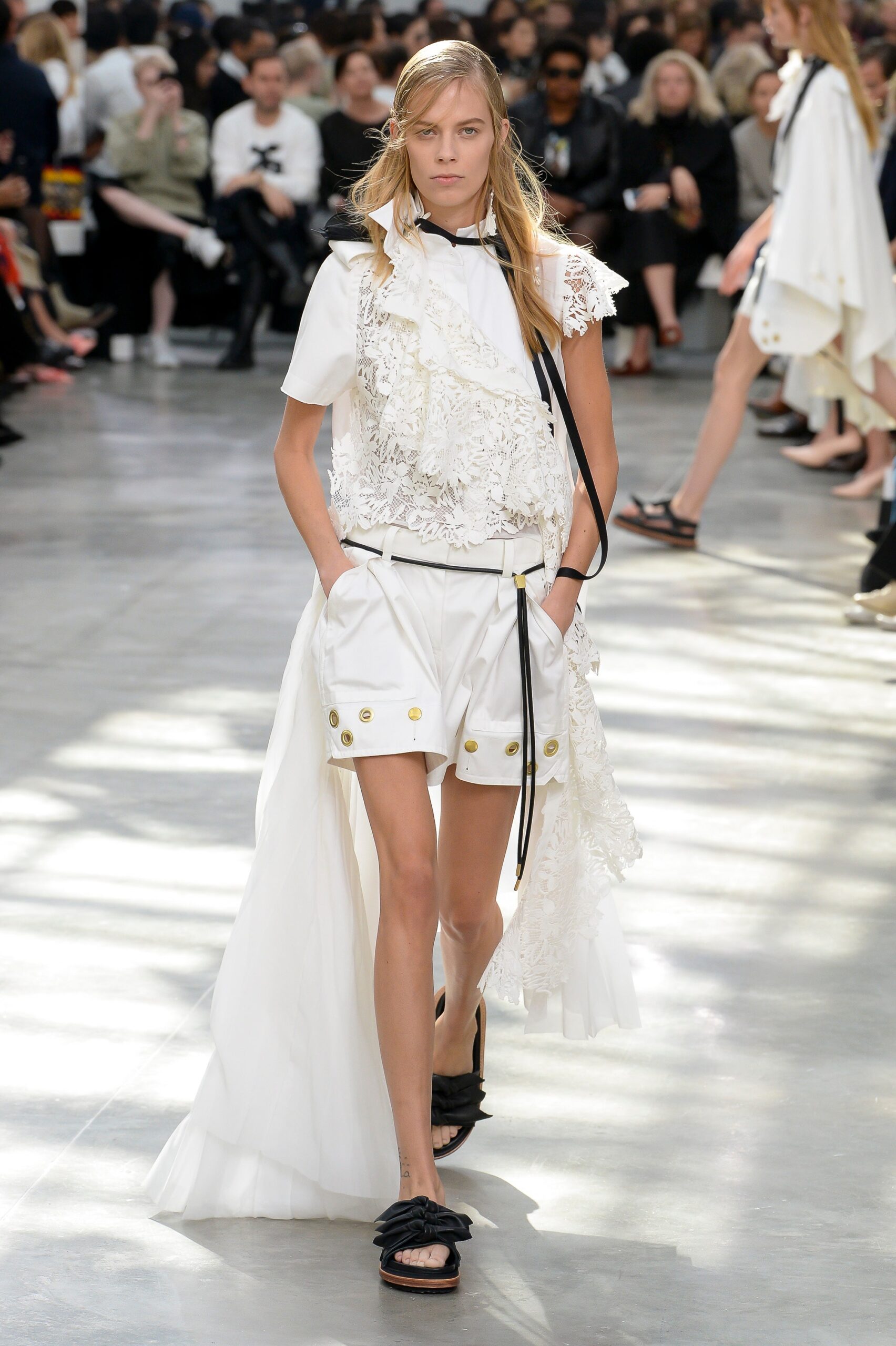 Sacai S/S 19 Look 3