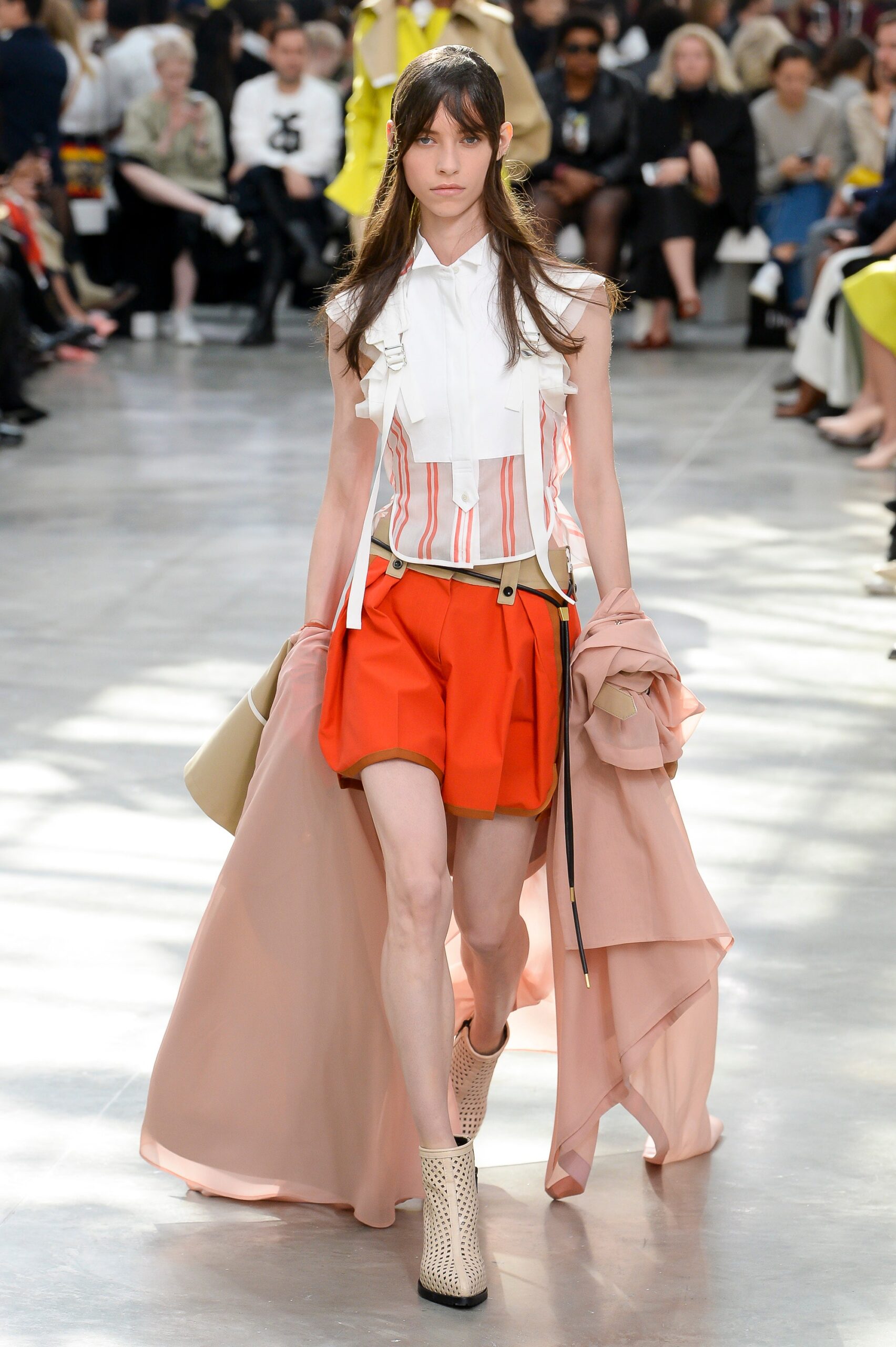 Sacai S/S 19 Look 10