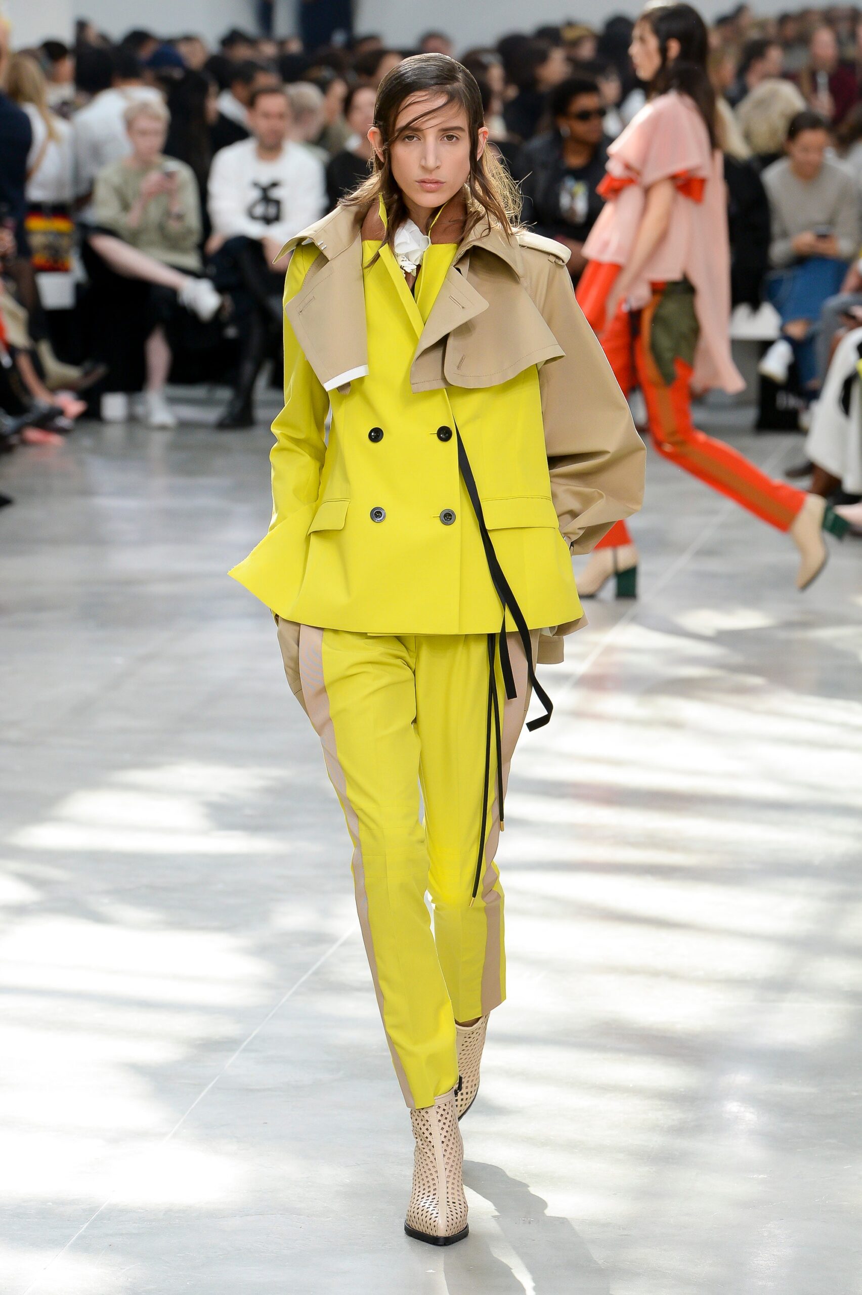 Sacai S/S 19 Look 11