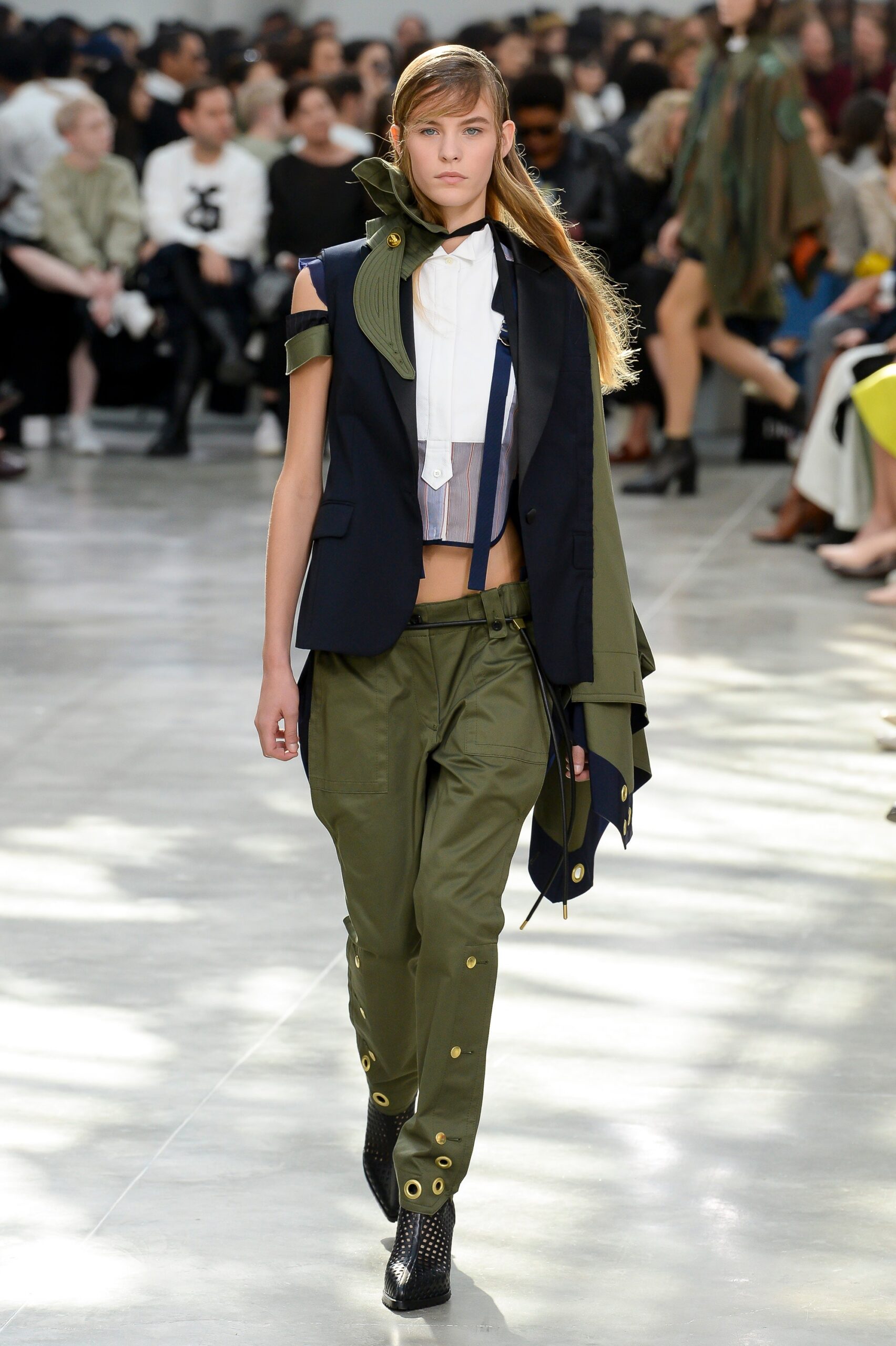 Sacai S/S 19 Look 18