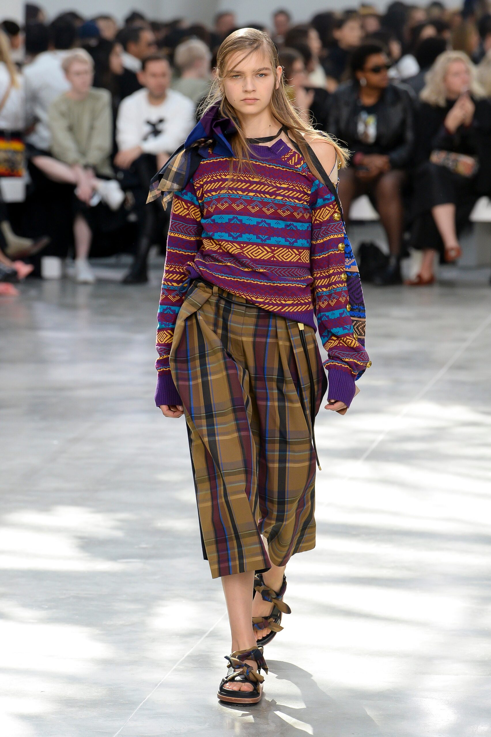 Sacai S/S 19 Look 29