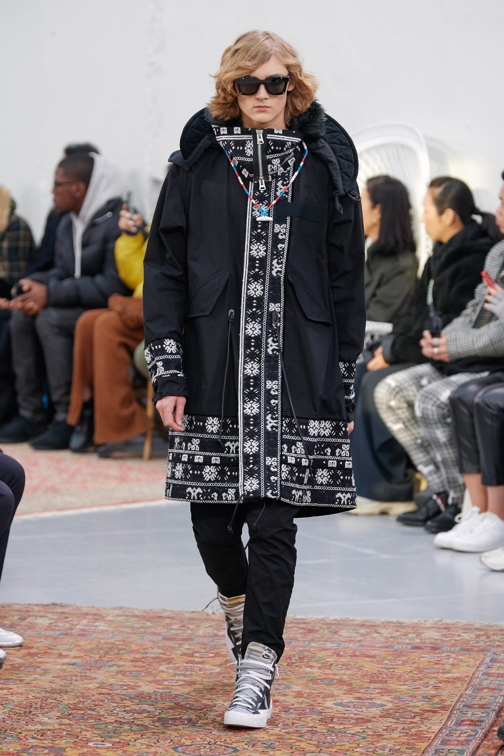 Sacai F/W 19 Look 38