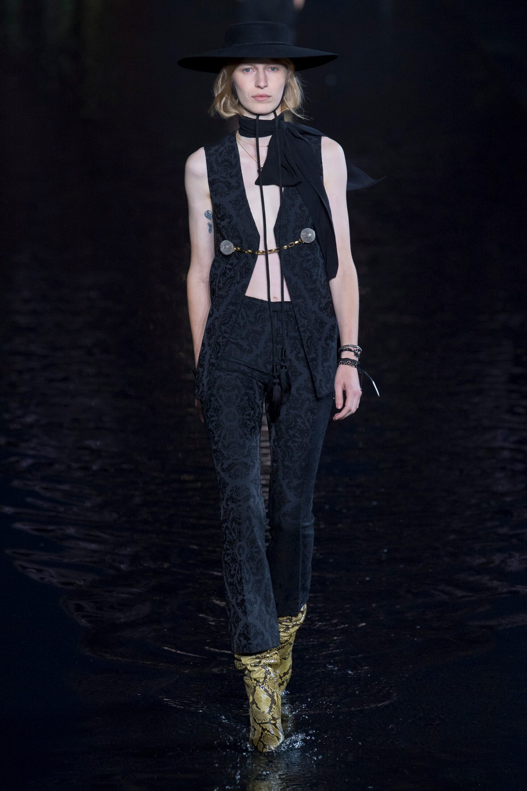 Saint Laurent S/S 19 Look 4