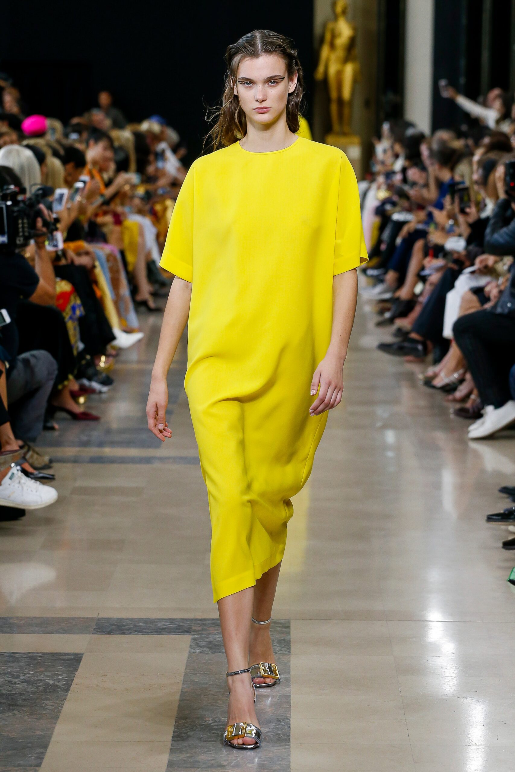 Rochas S/S 19 Look 9
