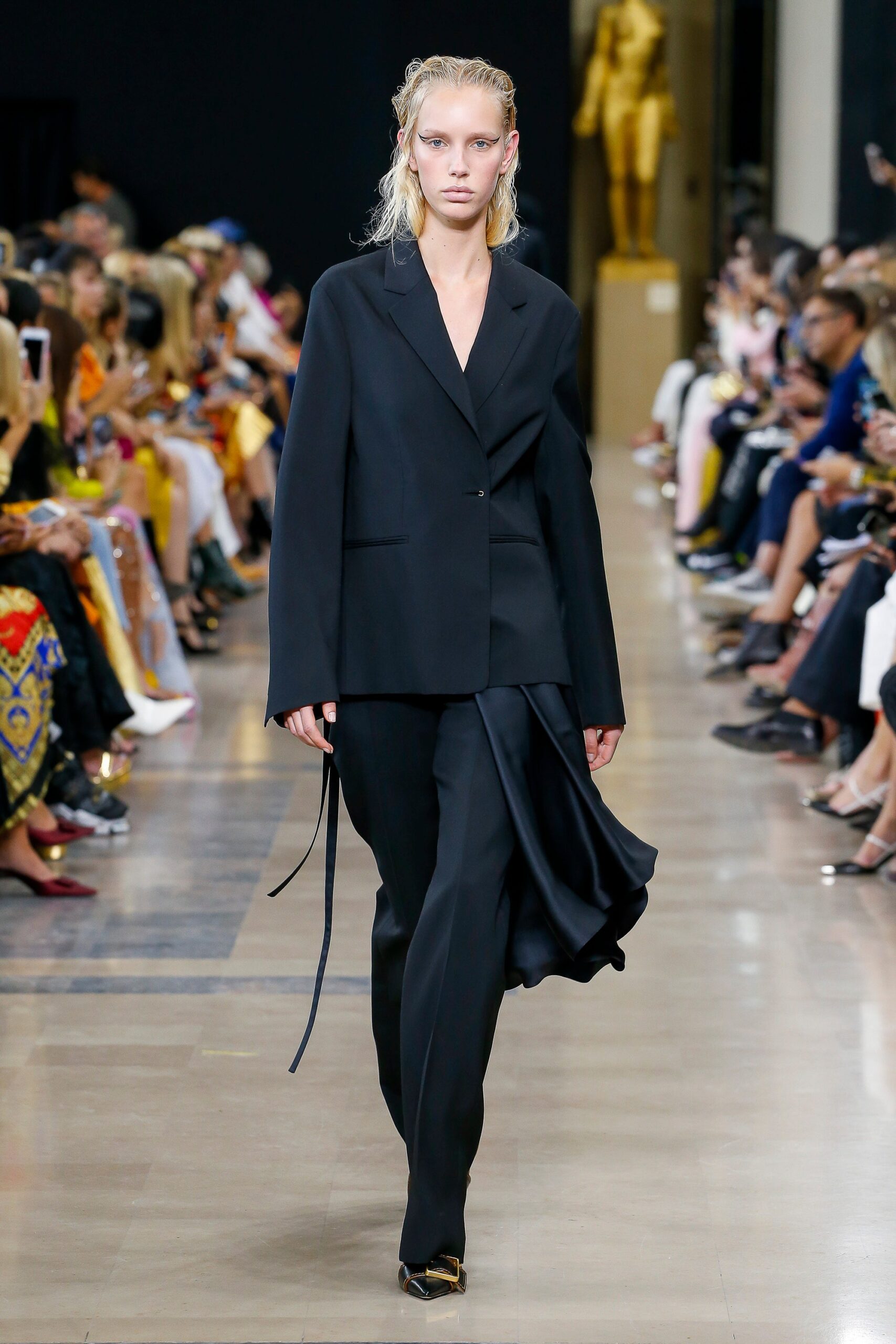 Rochas S/S 19 Look 14