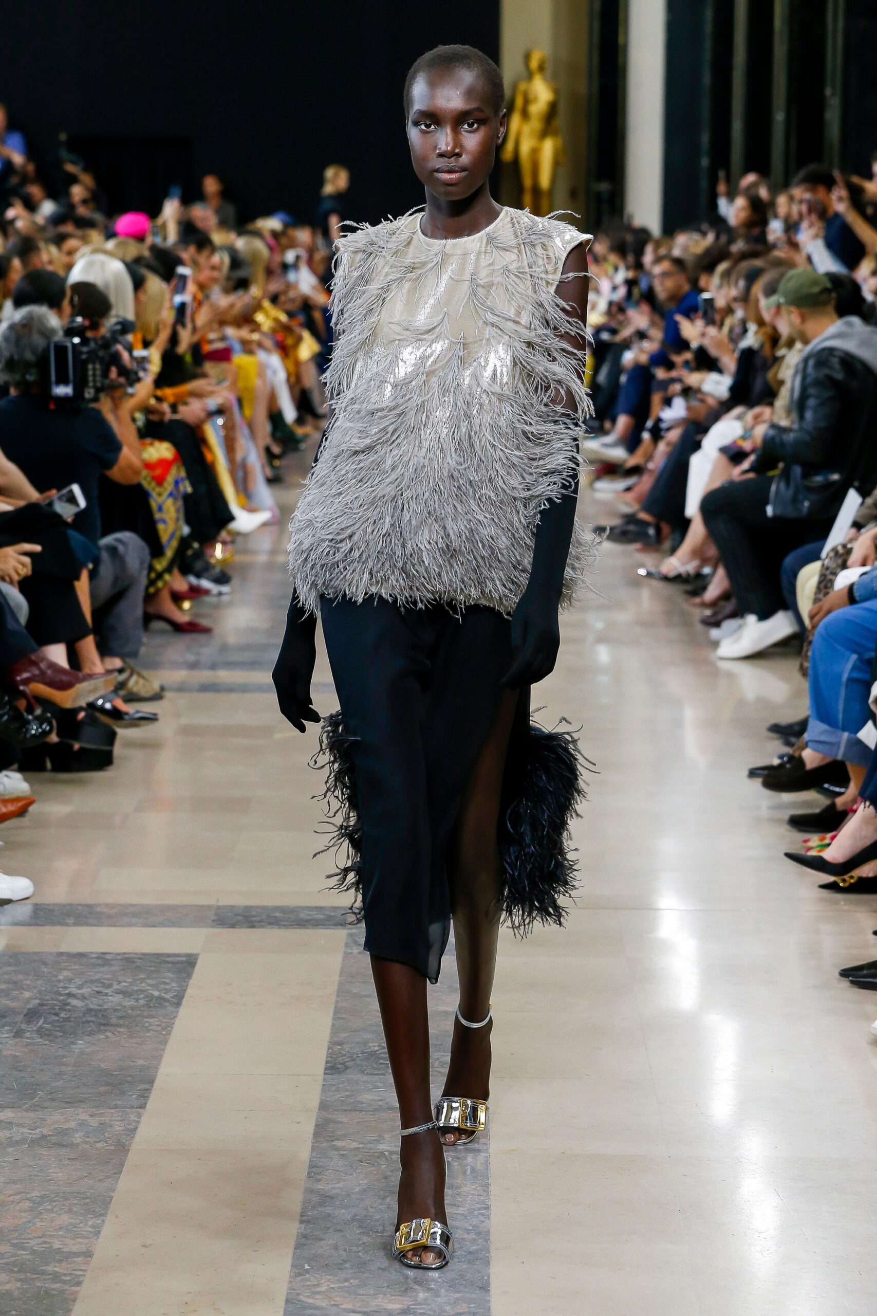 Rochas S/S 19 Look 29