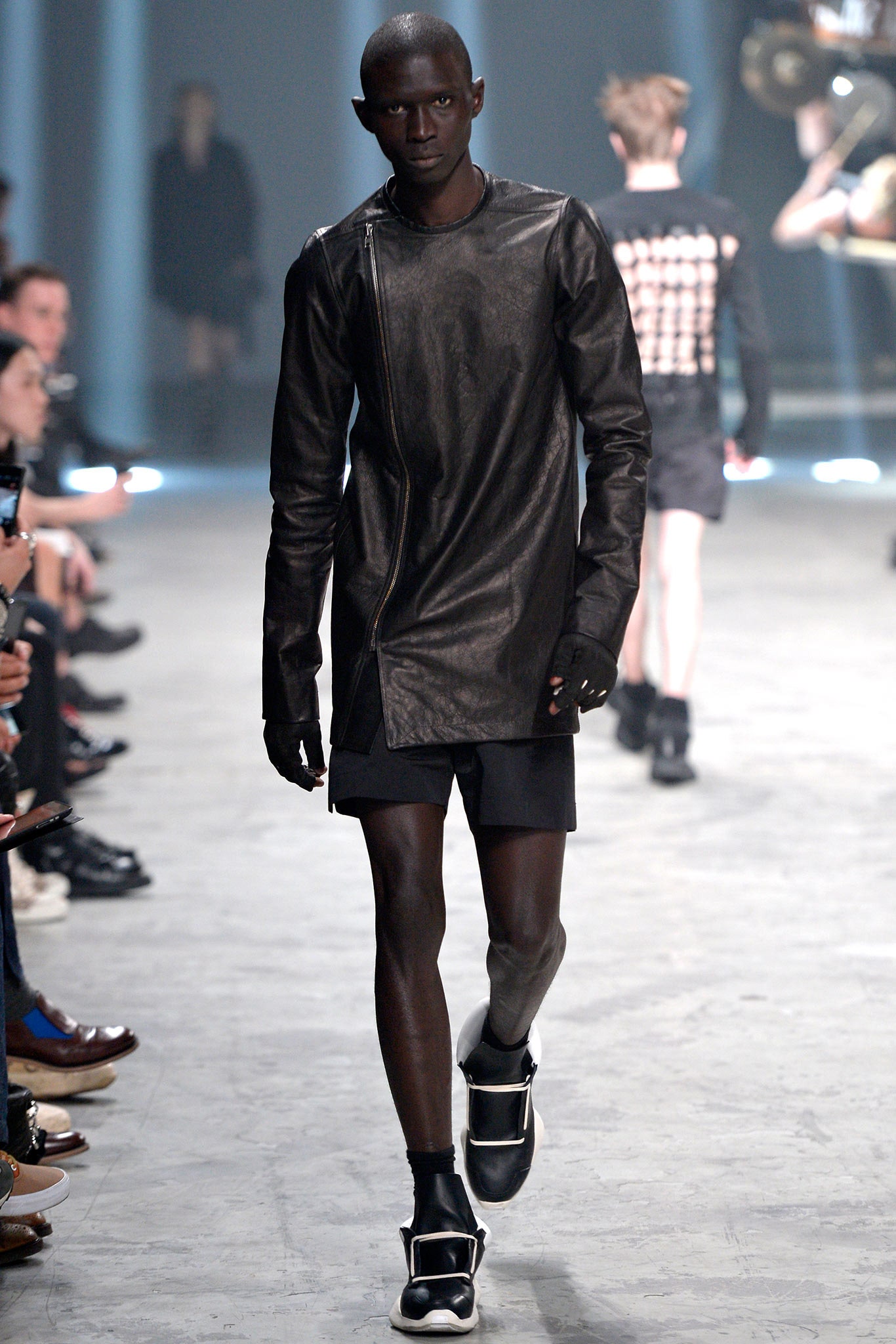 Rick Owens S/S 14 Menswear Look 19