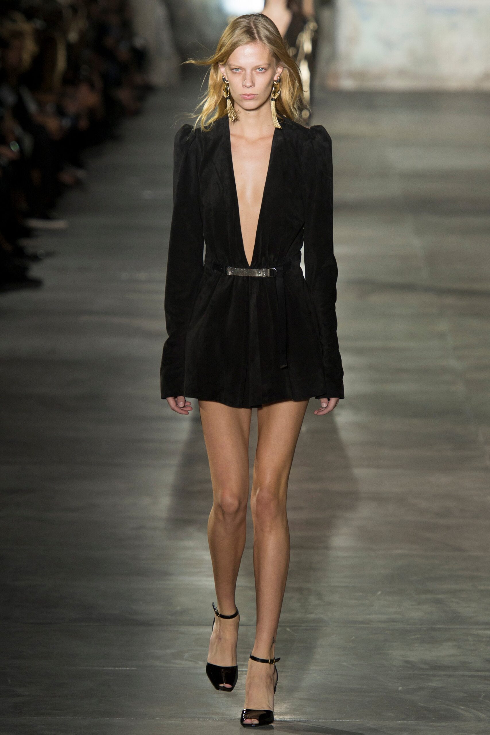 Saint Laurent S/S 17 Look 10