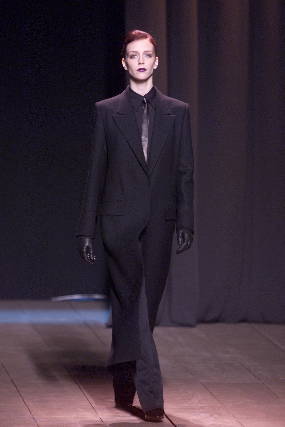 Saint Laurent F/W 00 Look 1