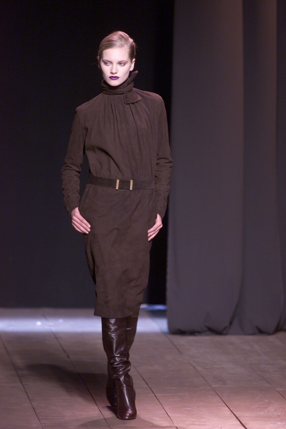 Saint Laurent F/W 00 Look 19