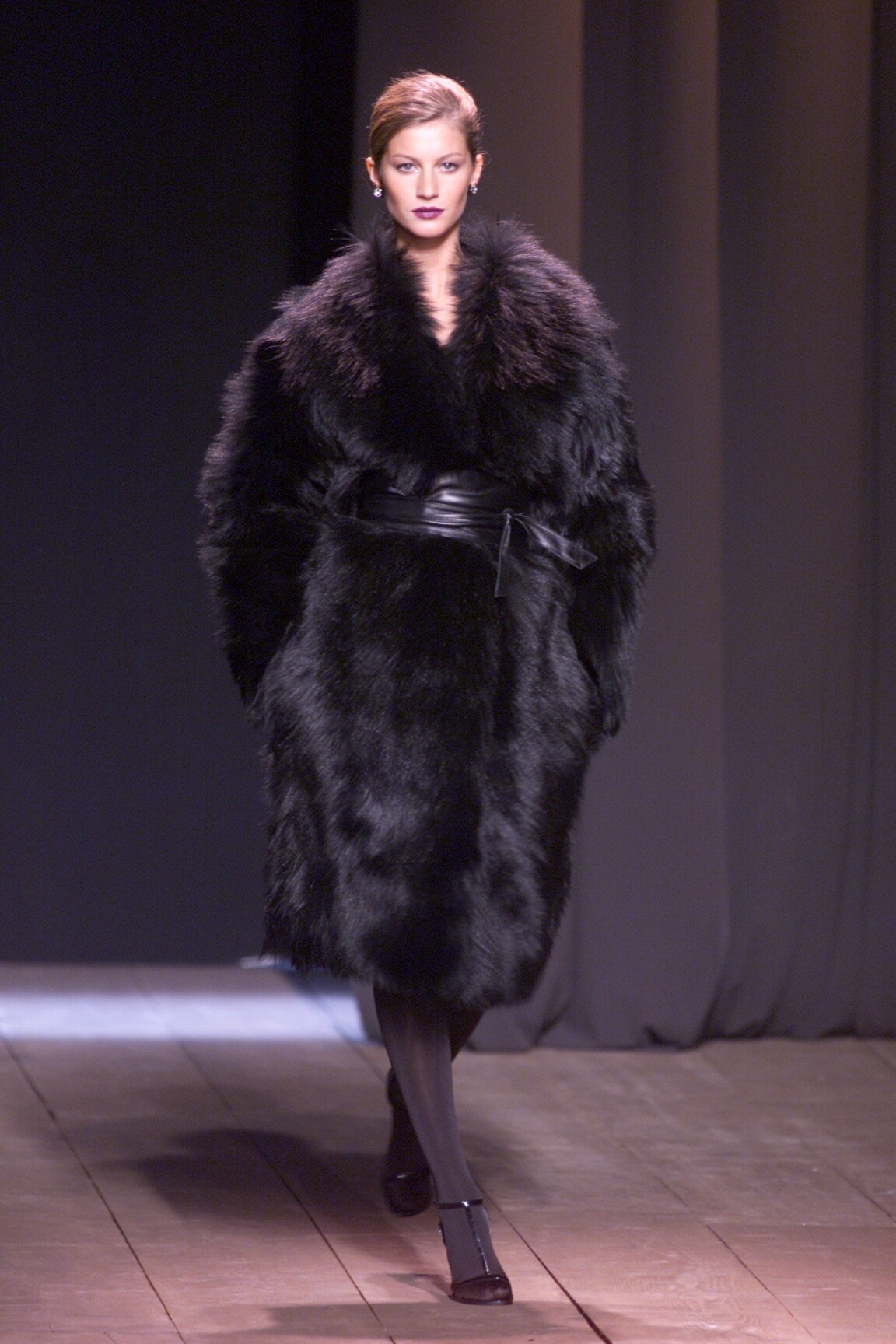 Saint Laurent F/W 00 Look 34