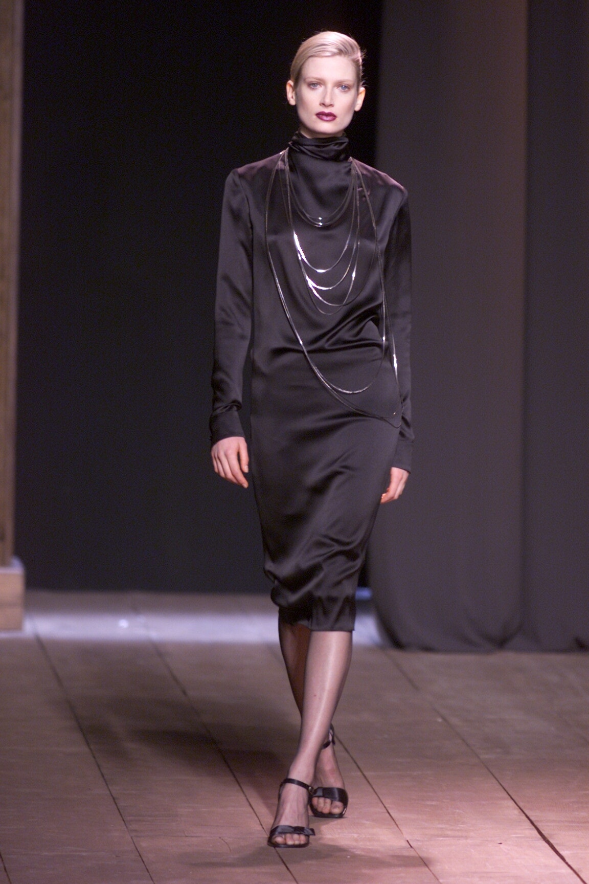 Saint Laurent F/W 00 Look 43