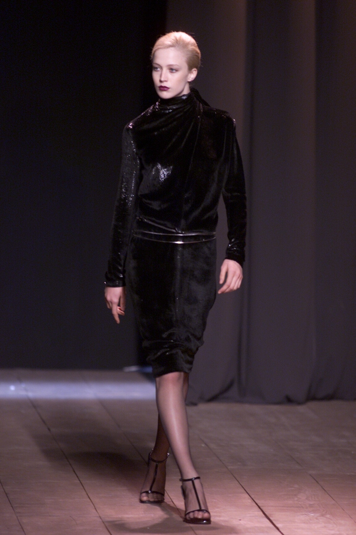 Saint Laurent F/W 00 Look 48