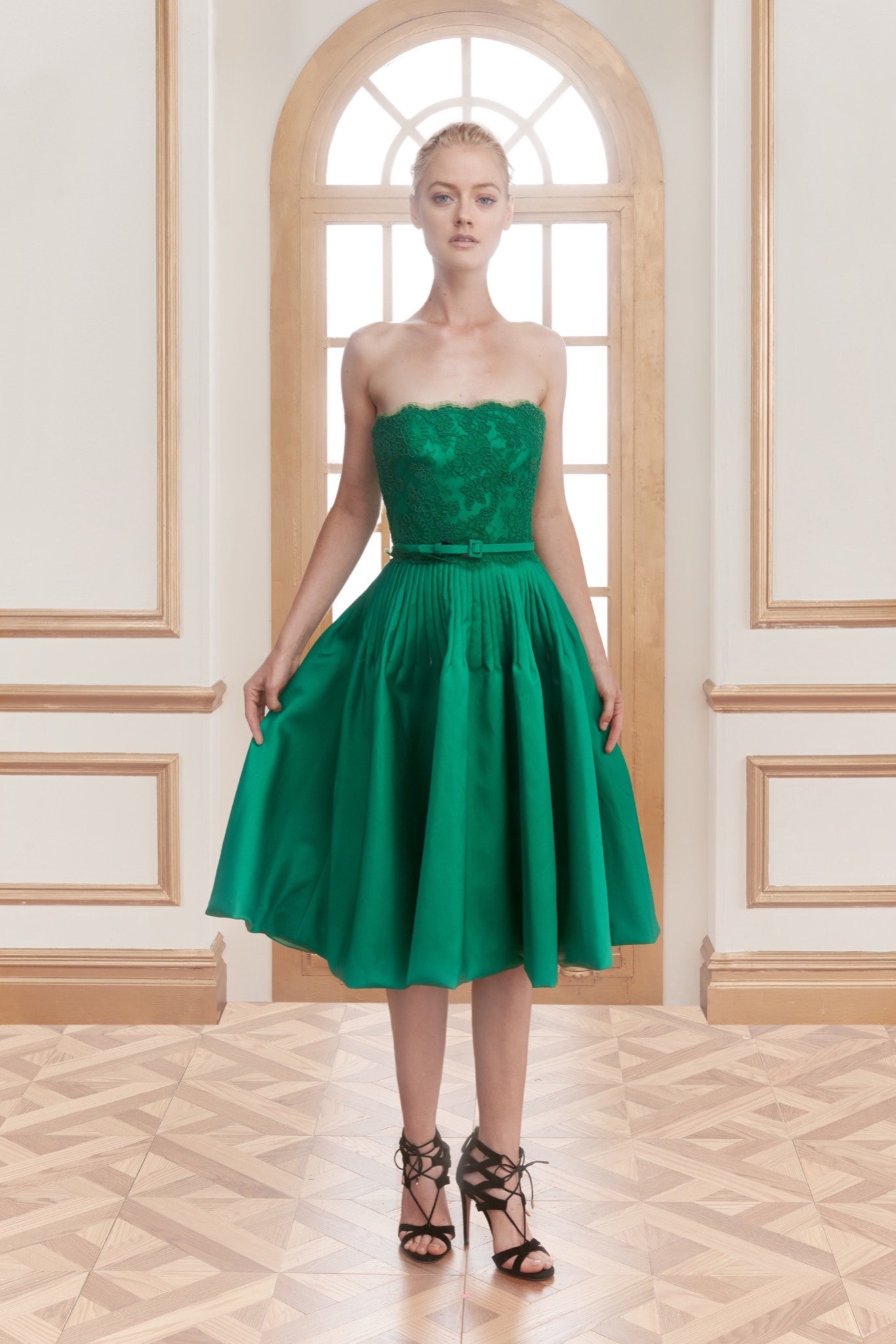 Reem Acra Resort 16 Look 5