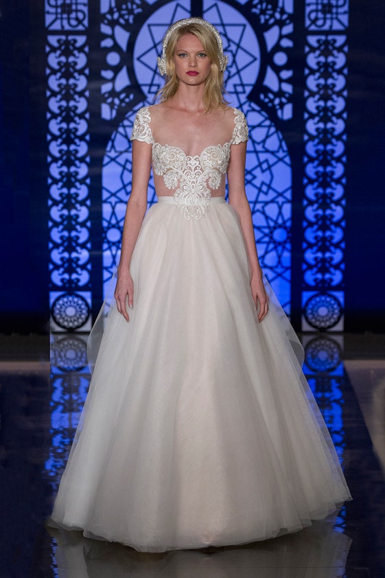 Reem Acra F/W 16 Bridal Look 16
