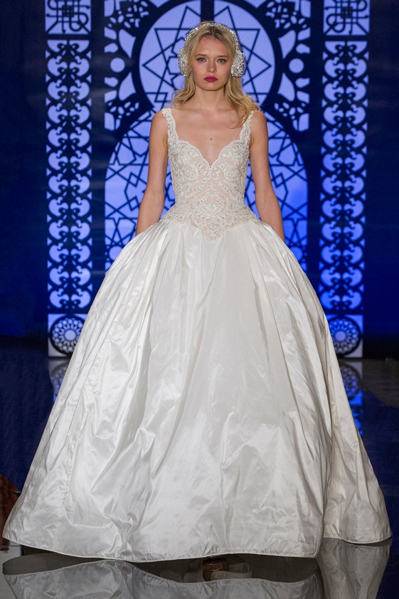Reem Acra F/W 16 Bridal Look 27