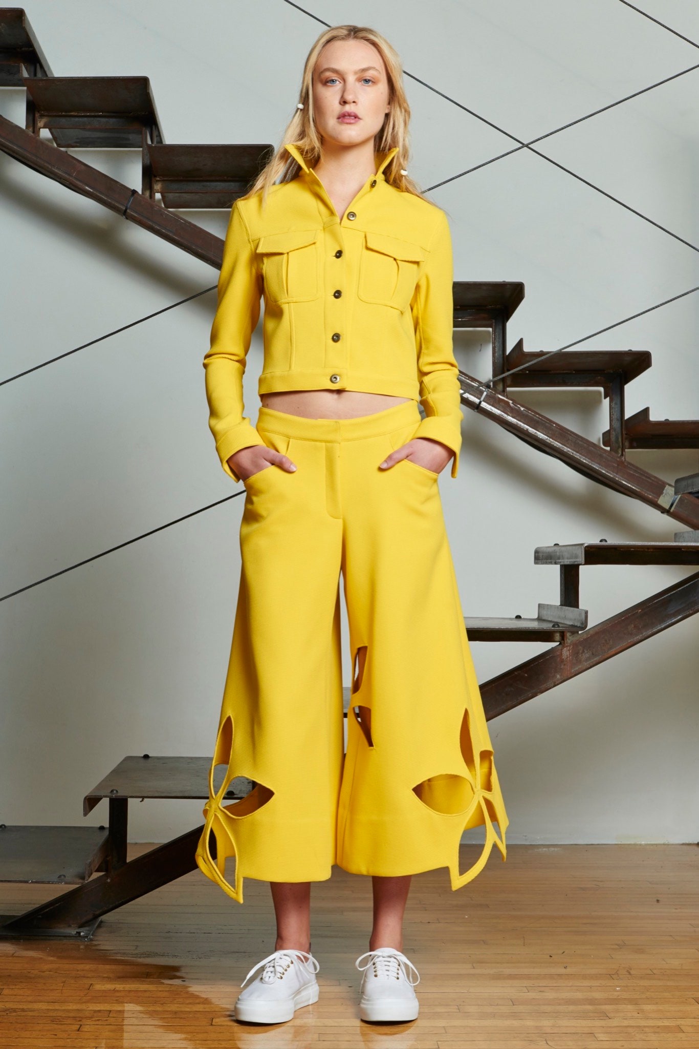 Rosie Assoulin Resort 16 Look 9