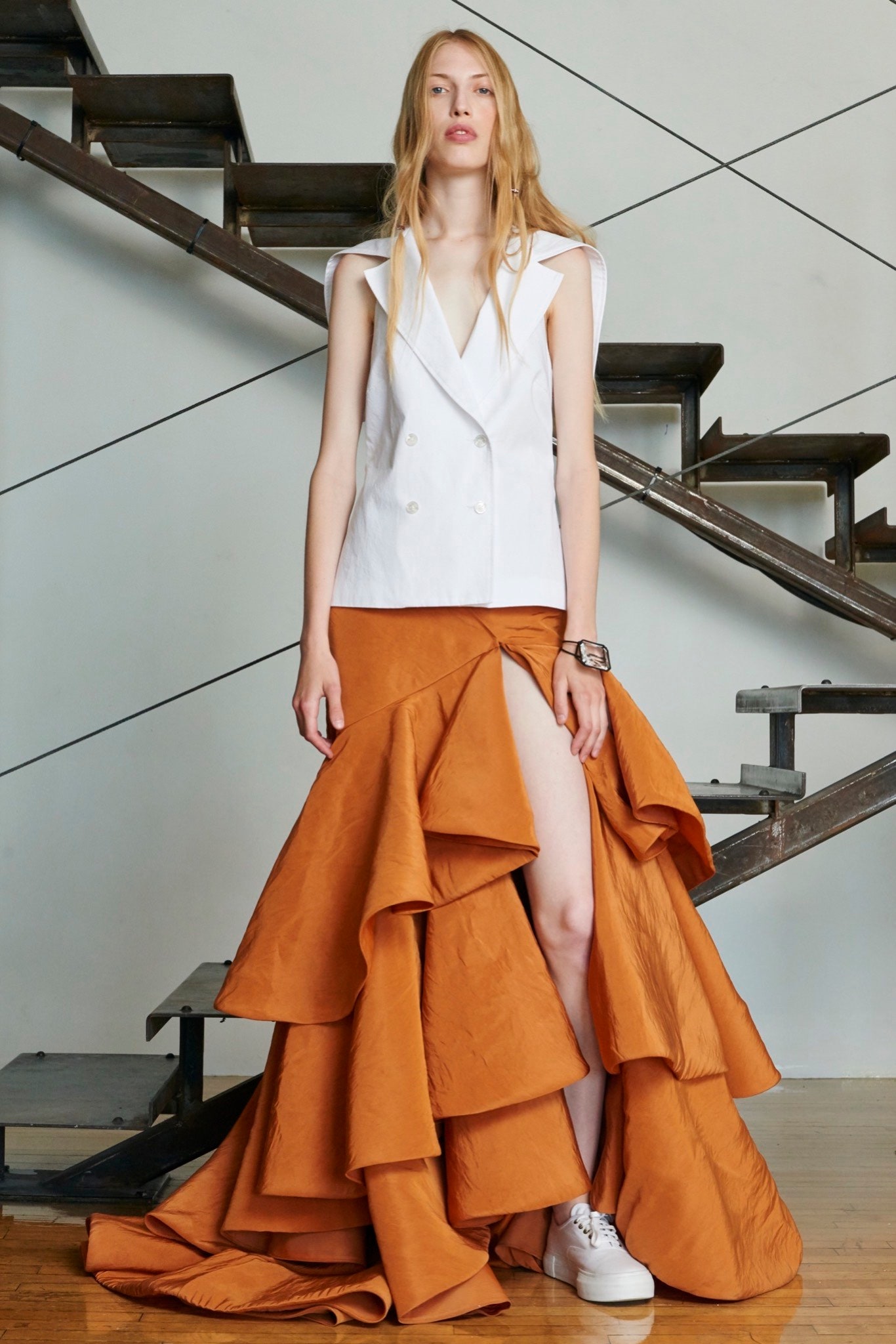 Rosie Assoulin Resort 16 Look 19