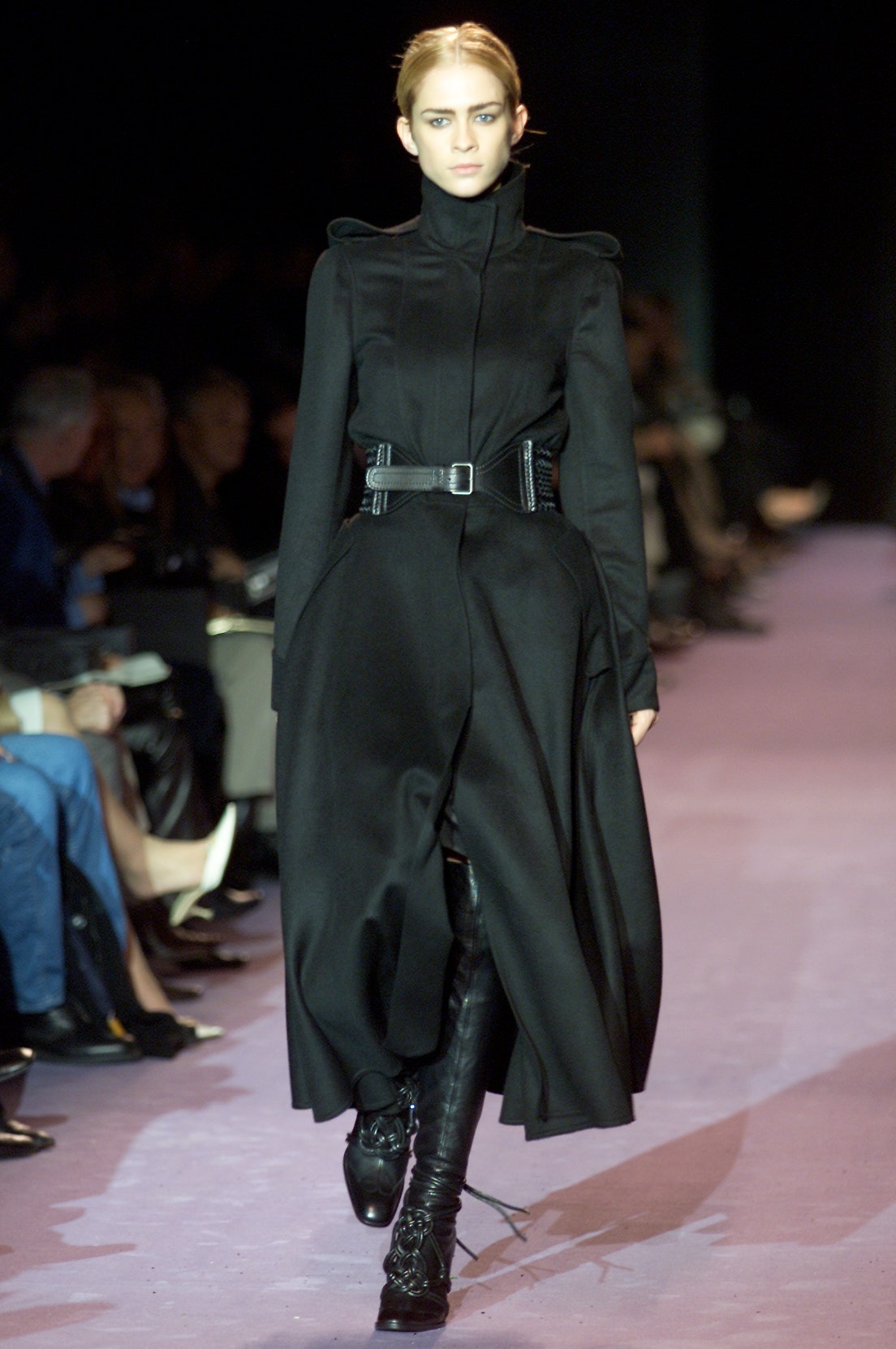 Saint Laurent F/W 01 Look 31