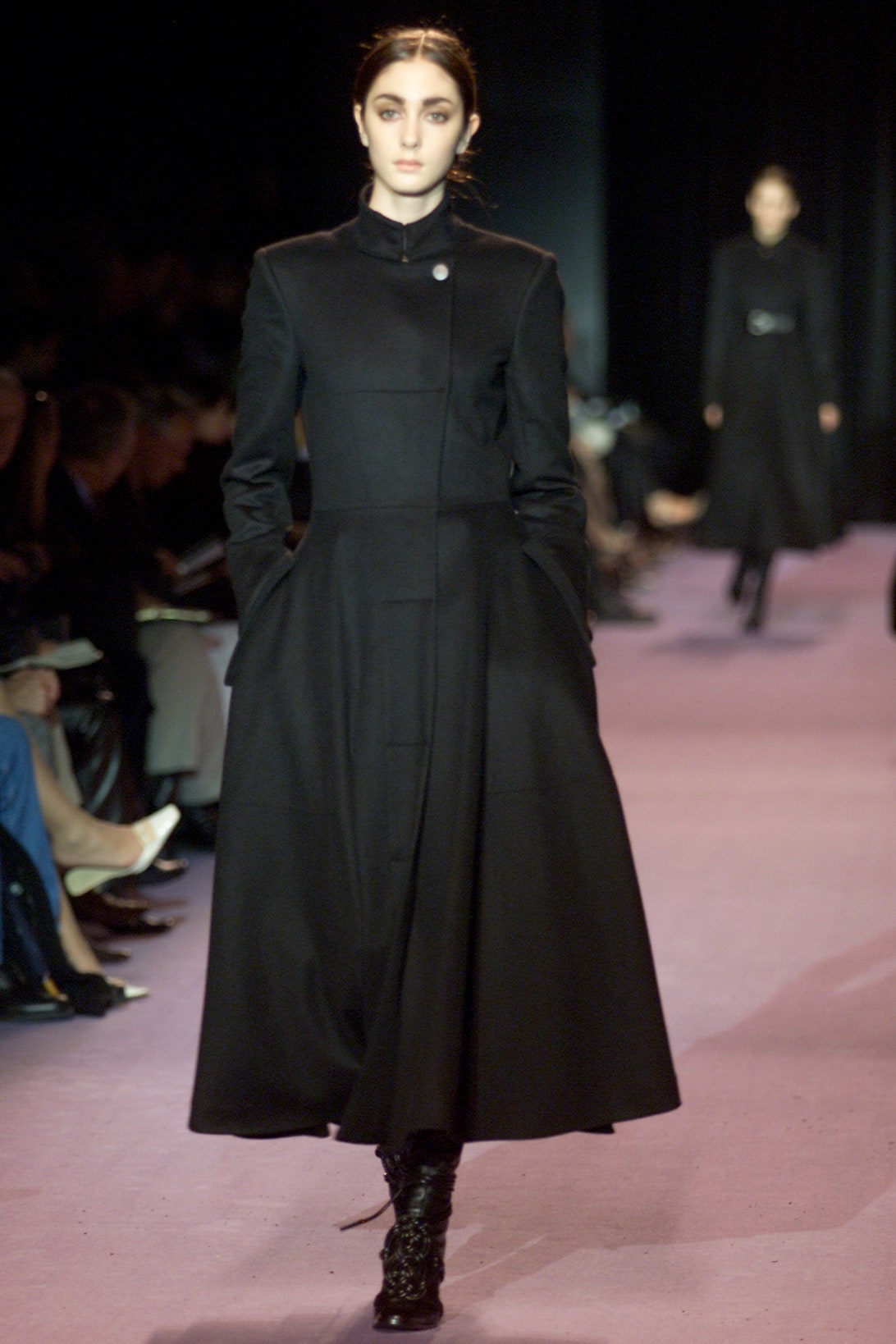 Saint Laurent F/W 01 Look 32