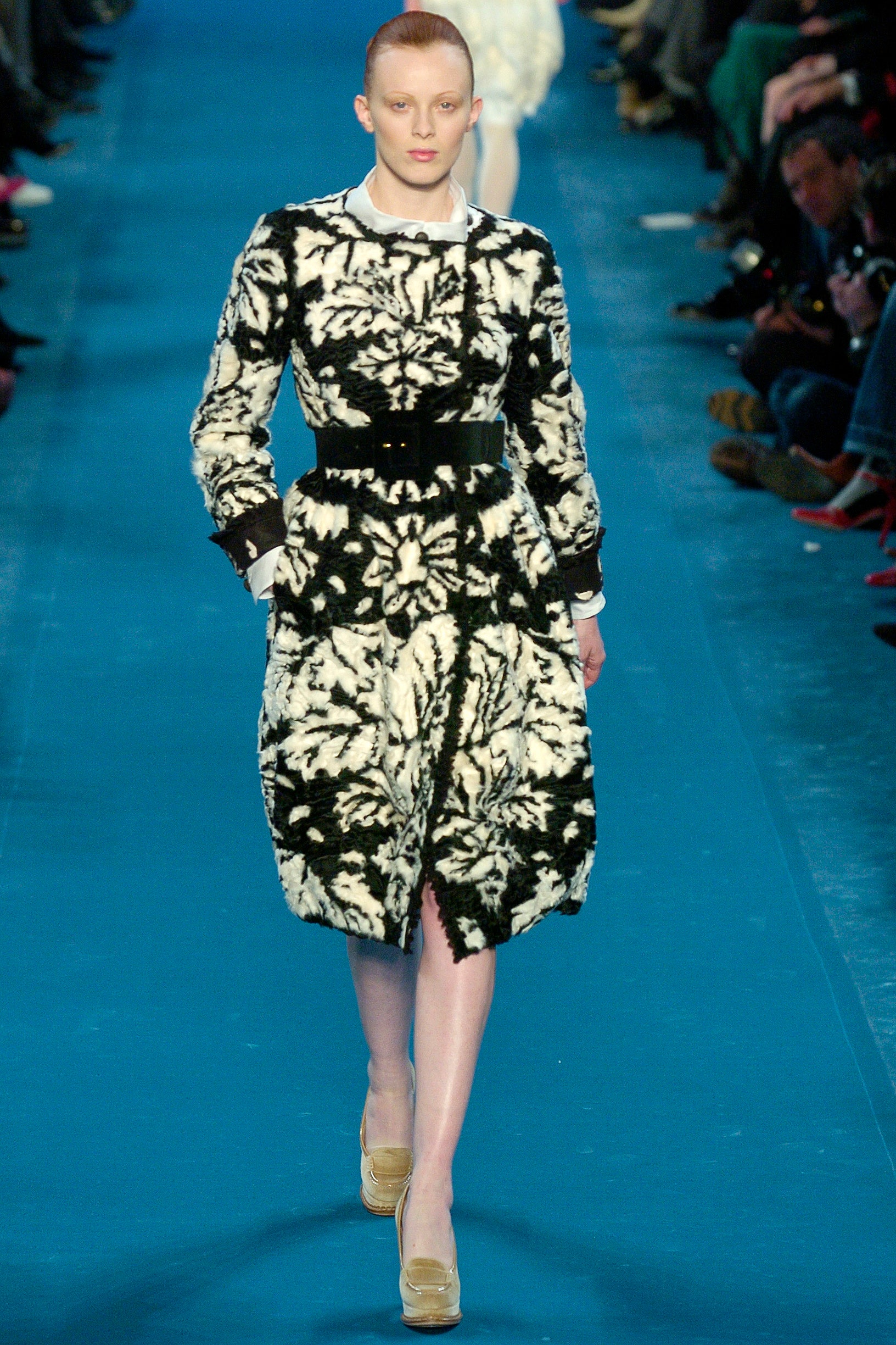Saint Laurent F/W 05 Look 25