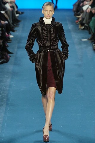 Saint Laurent F/W 05 Look 30